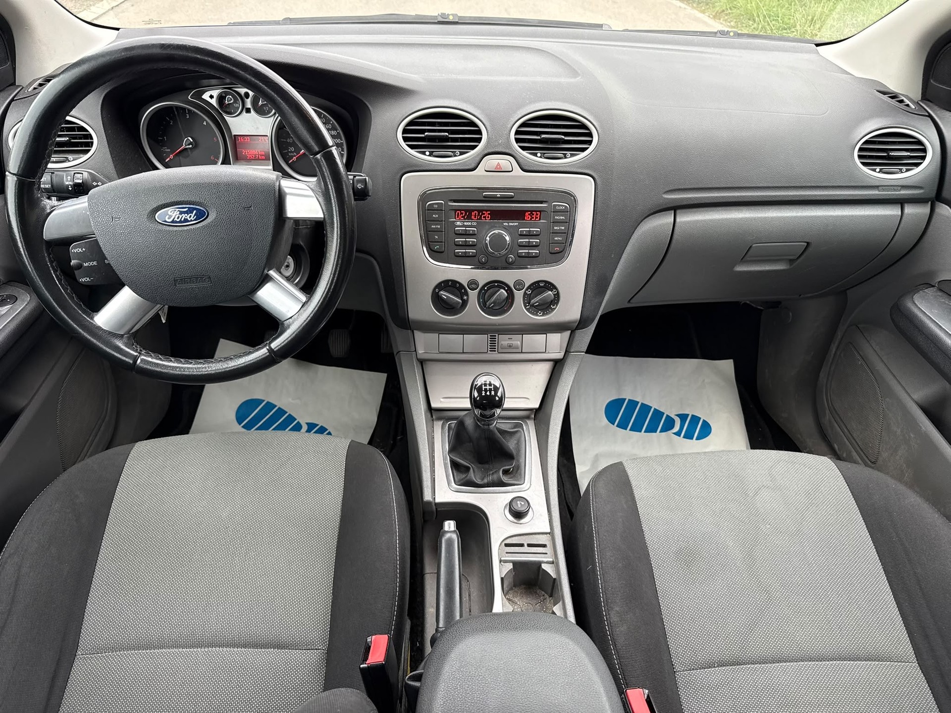 FORD Focus 1.6 TDCi Ambiente-image-8