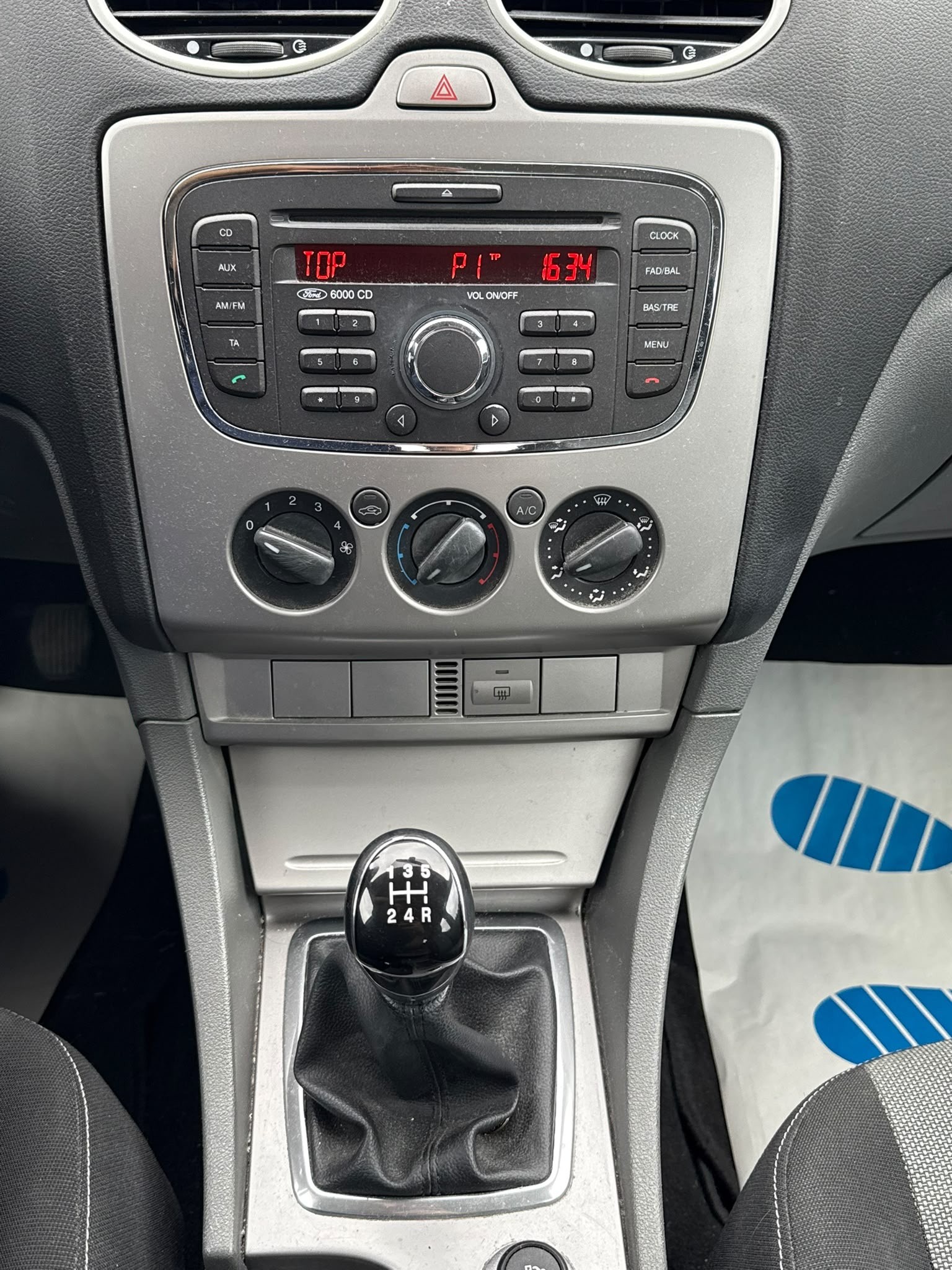FORD Focus 1.6 TDCi Ambiente-image-10