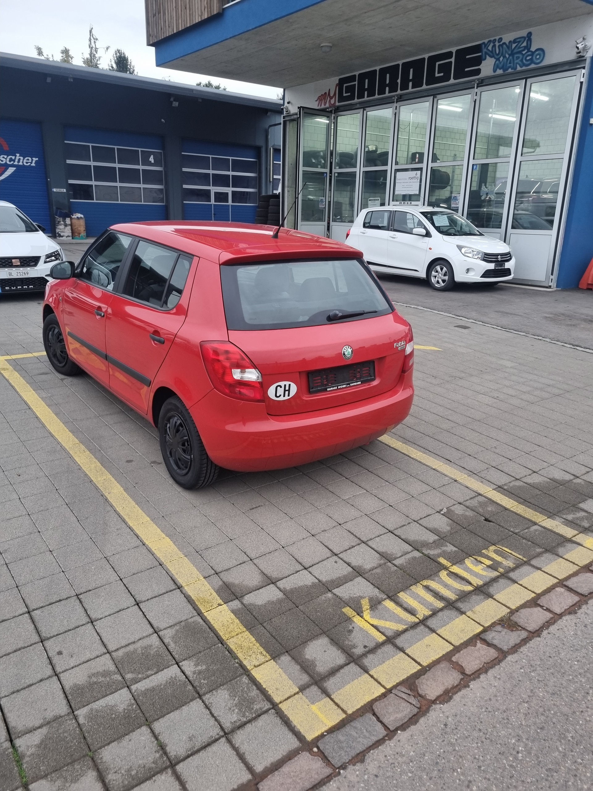 SKODA FABIA-image-1