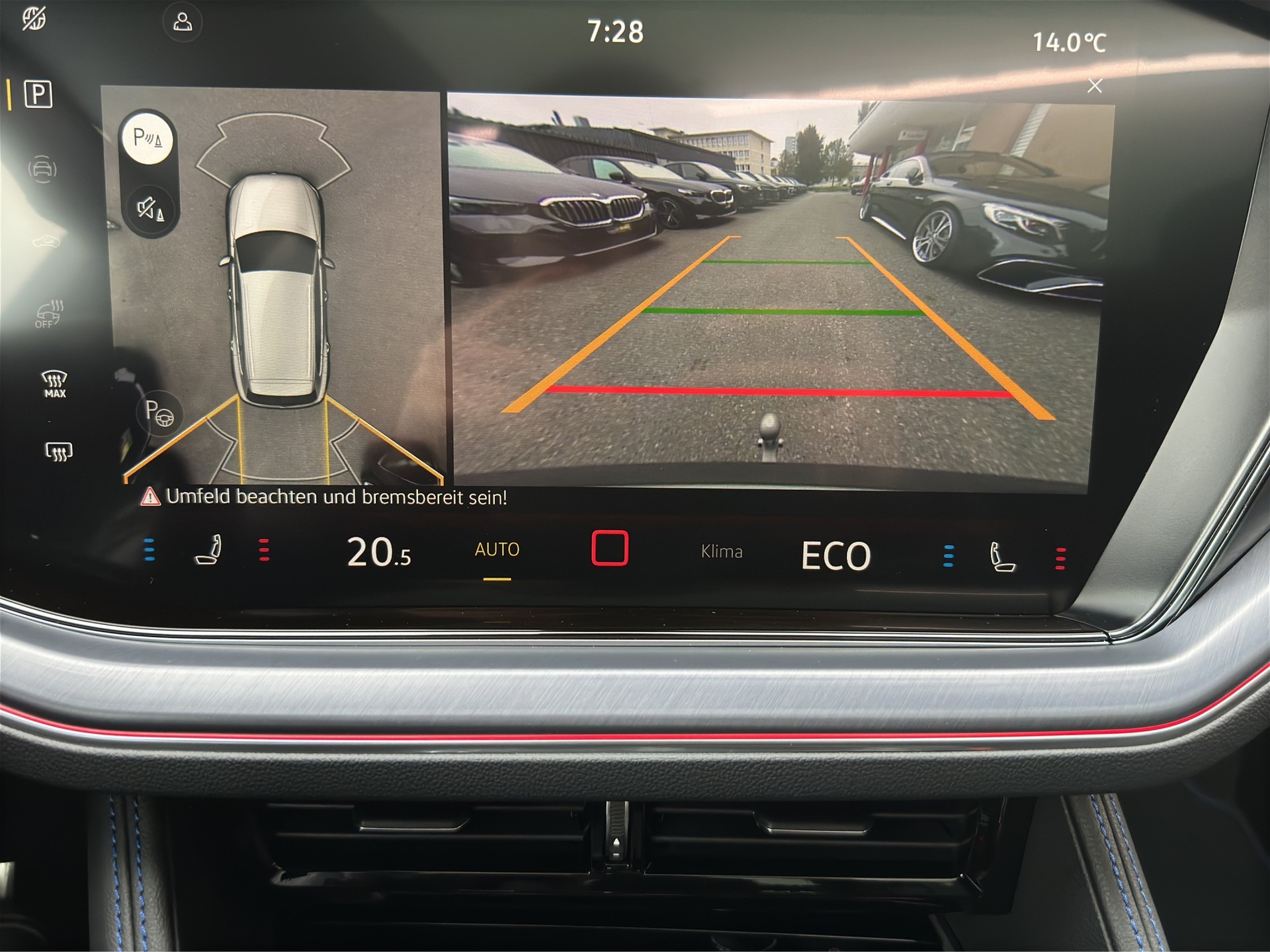 VW Touareg 3.0TSIe Hybrid R 4x4-image-18