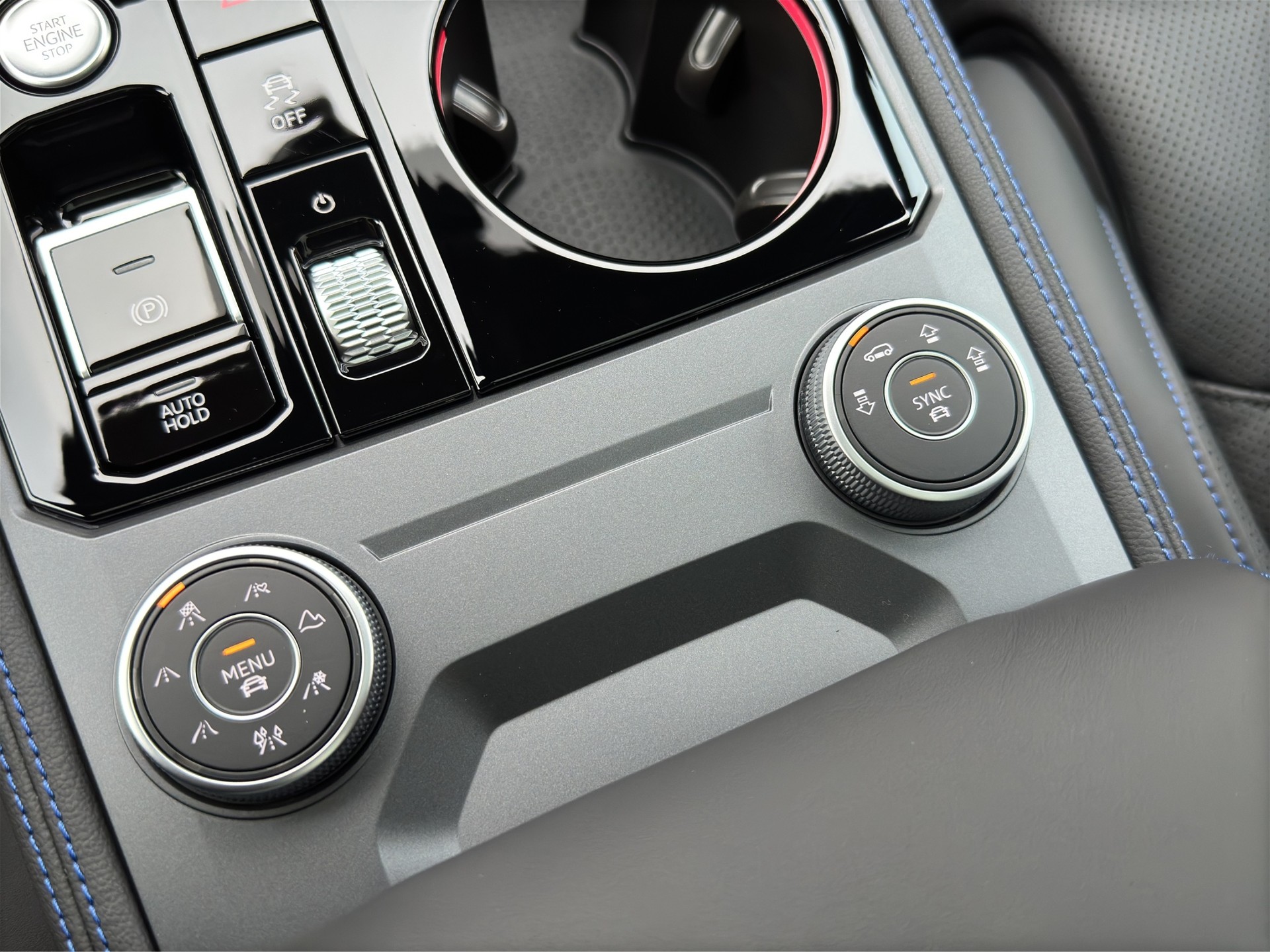 VW Touareg 3.0TSIe Hybrid R 4x4-image-22