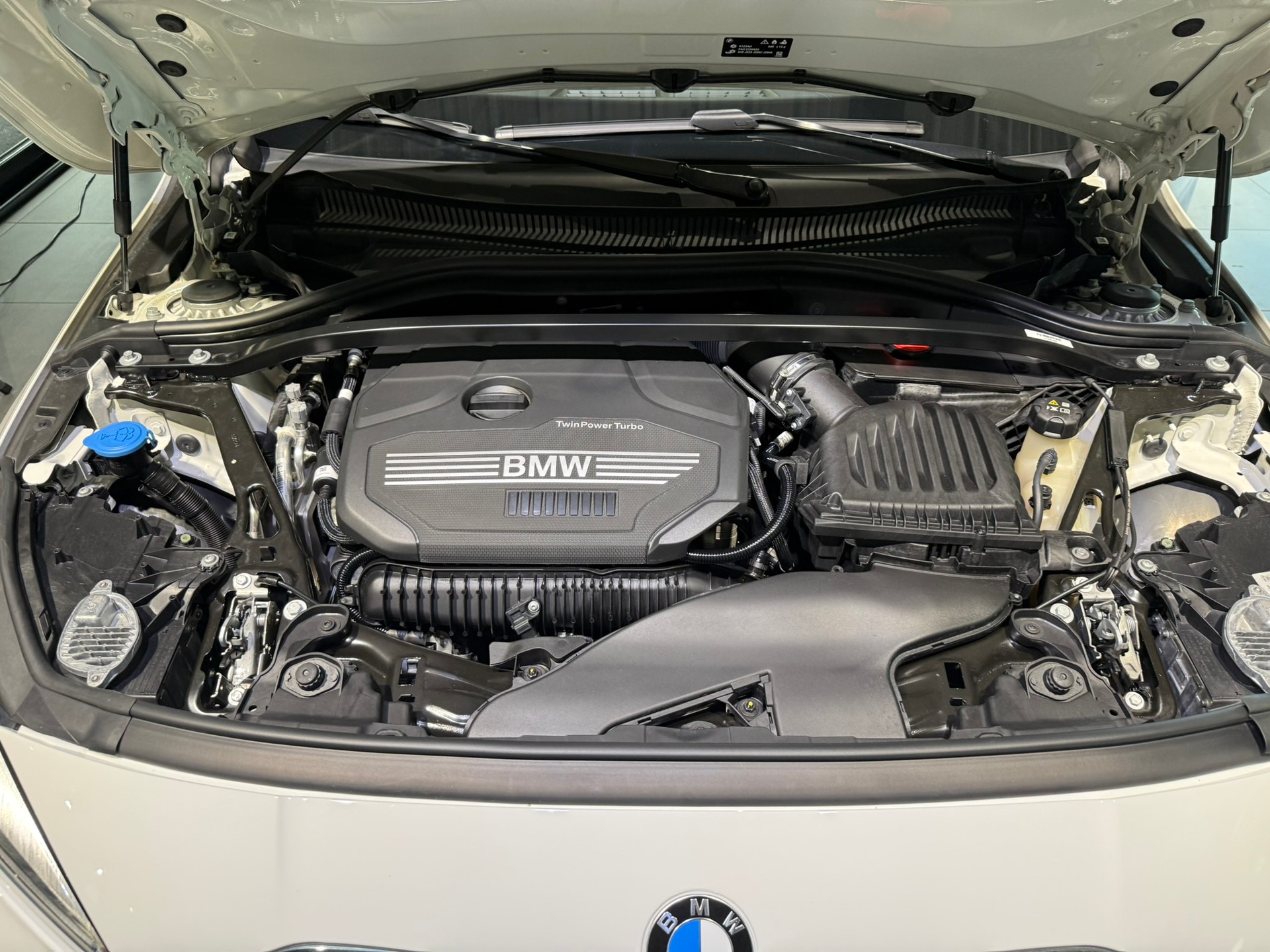BMW 120i M Sport Steptronic-image-18