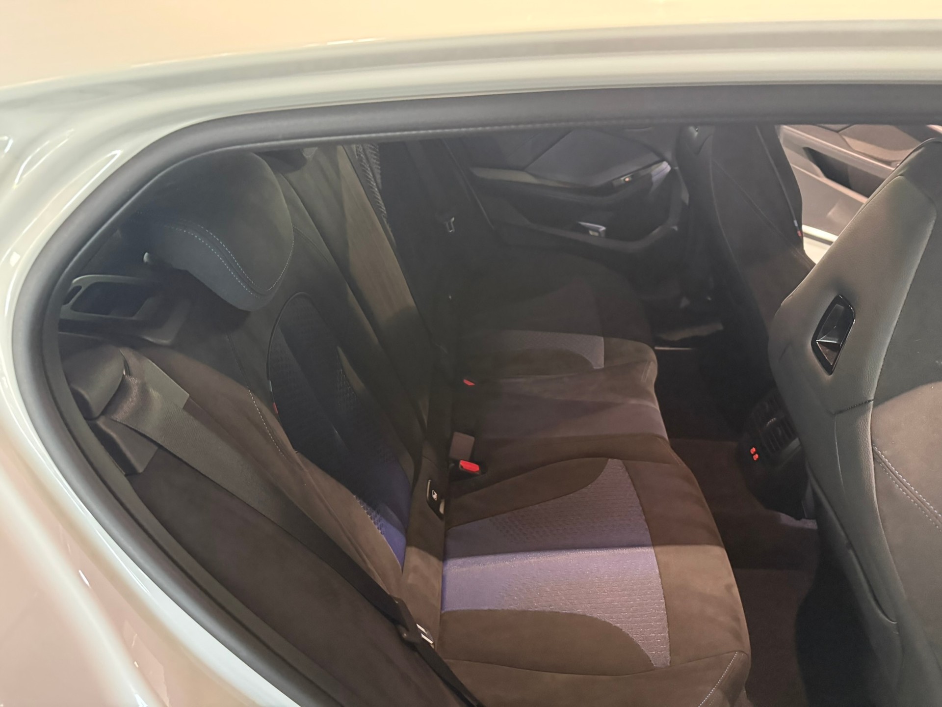 BMW 120i M Sport Steptronic-image-17