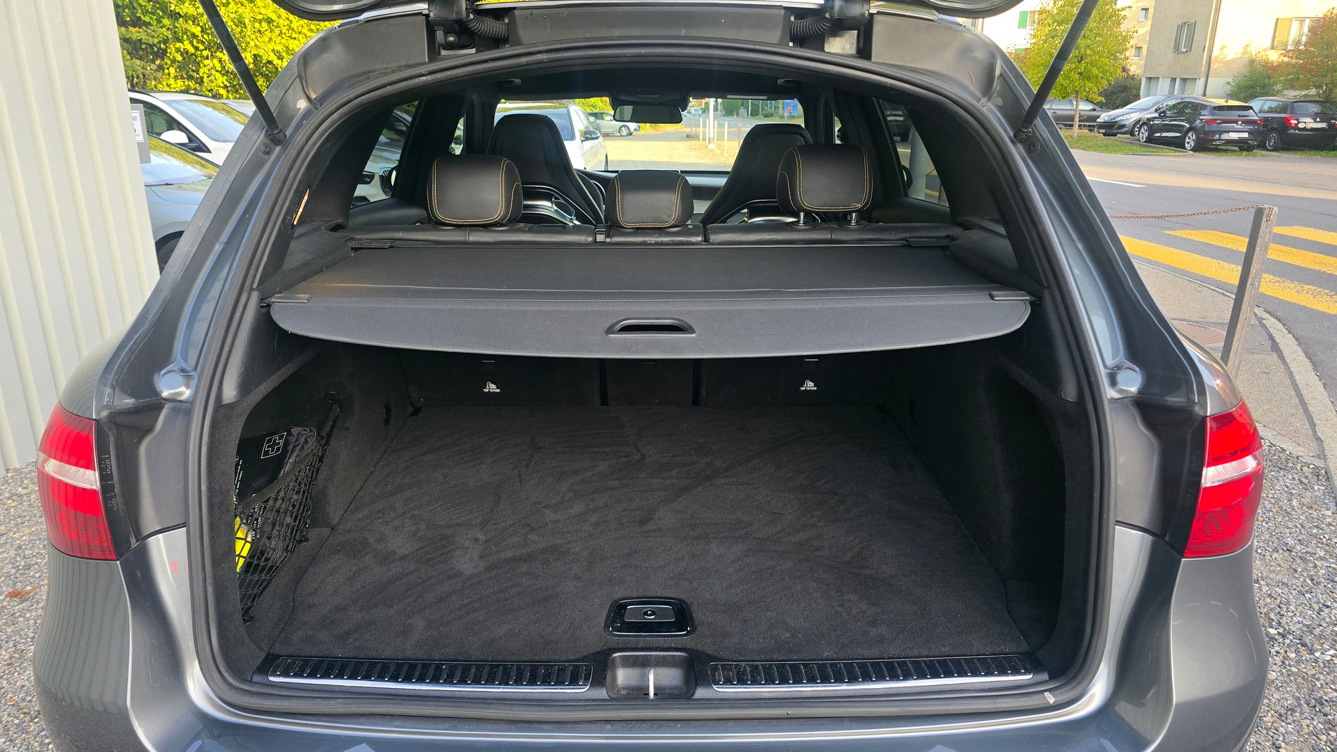 MERCEDES-BENZ GLC 63 S AMG Edition 1 4Matic+ 9G-Tronic-image-7