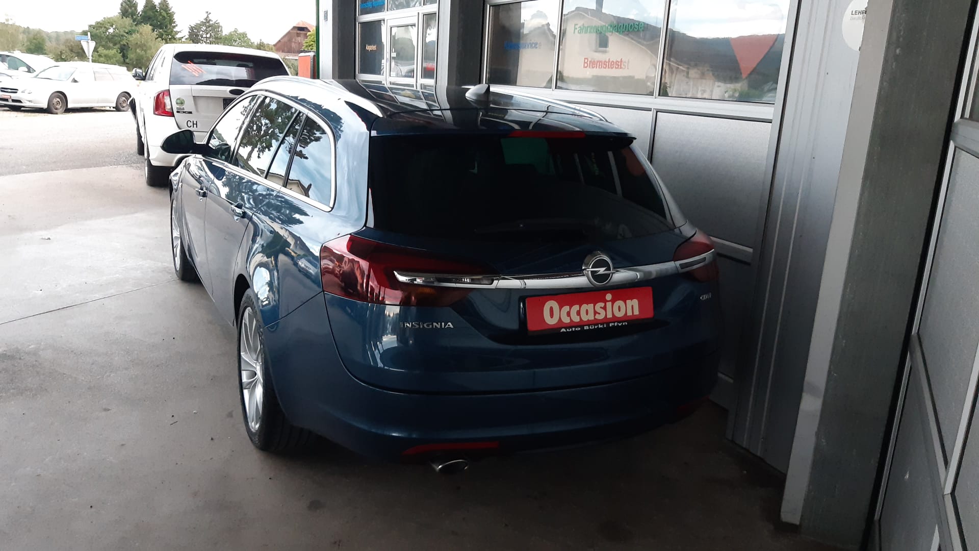 OPEL Insignia Sports Tourer 2.0 CDTI Cosmo Automatic-image-14