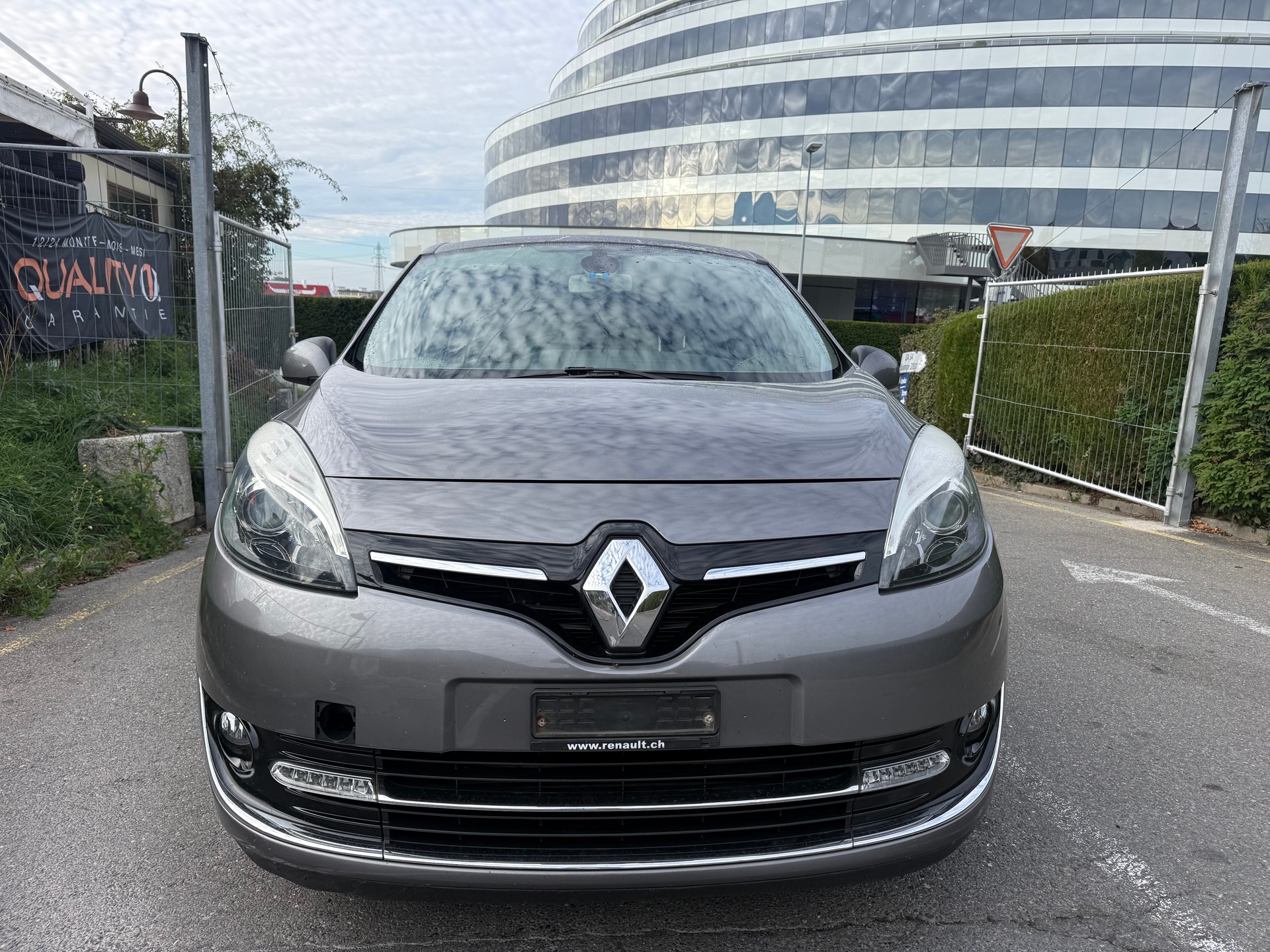 RENAULT Grand Scénic 1.5 dCi Dynamique-image-1