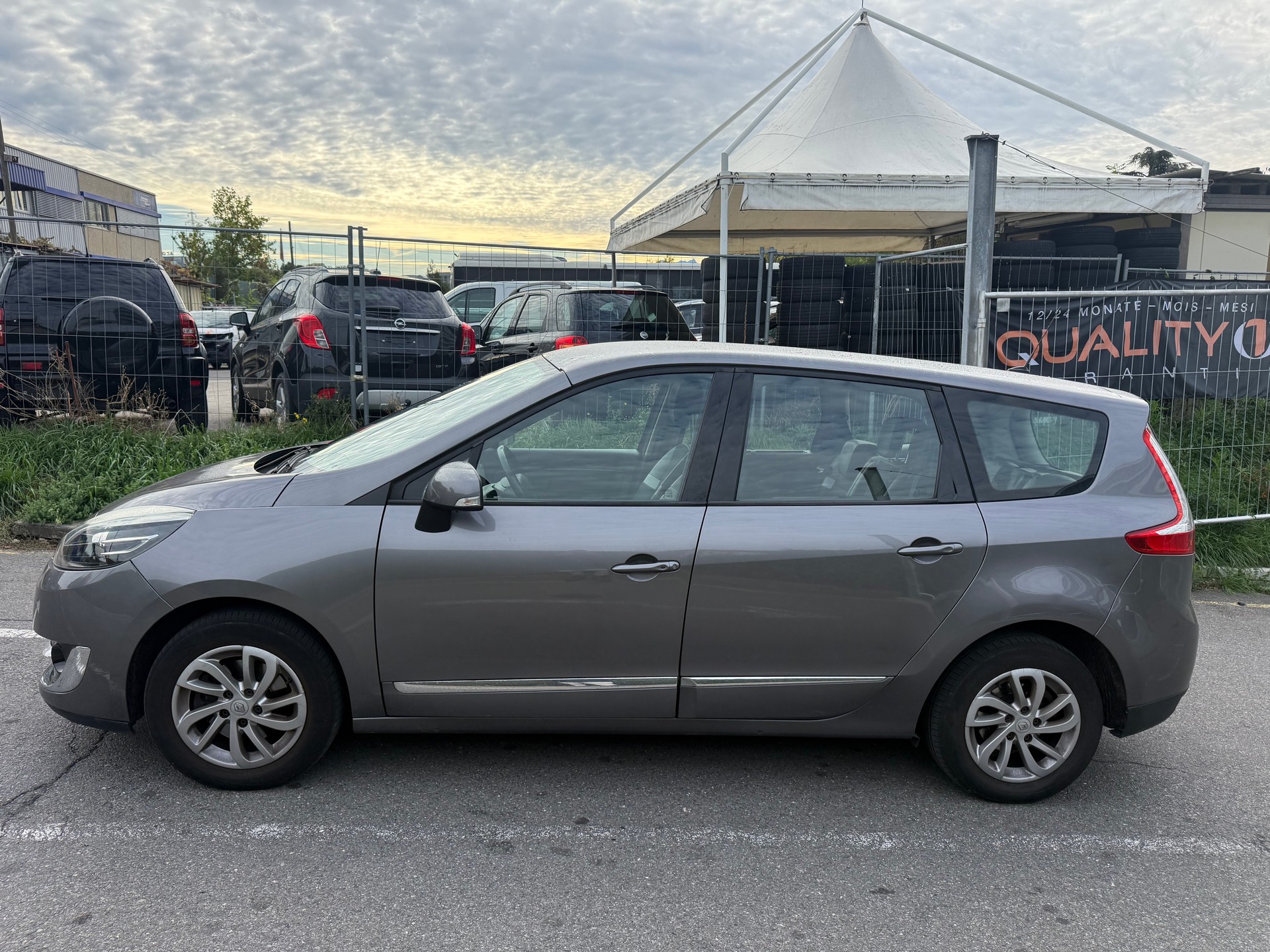 RENAULT Grand Scénic 1.5 dCi Dynamique-image-3