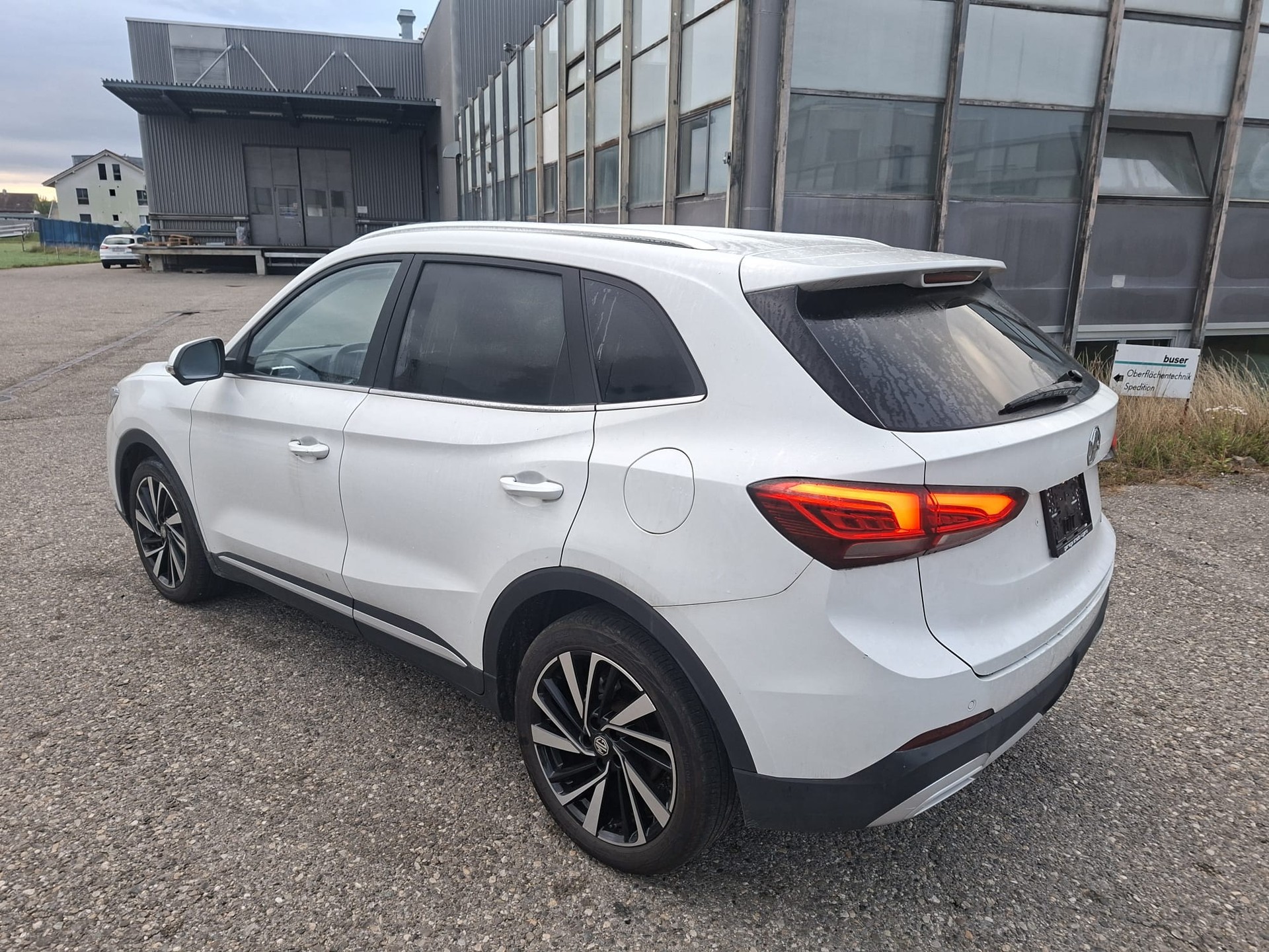MG ZS 1.5 HEV Standart-image-3
