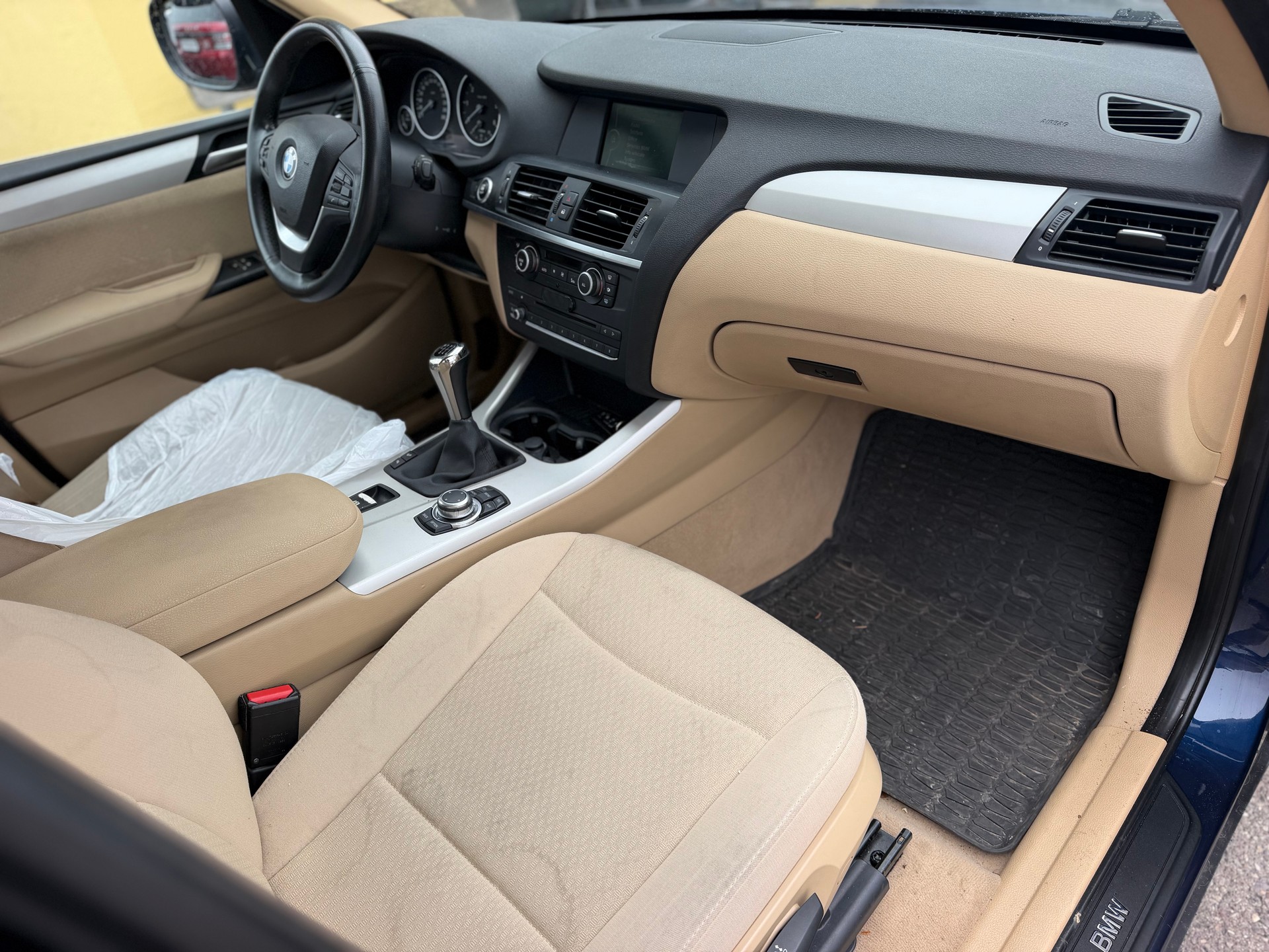 BMW X3 xDrive 20d-image-8