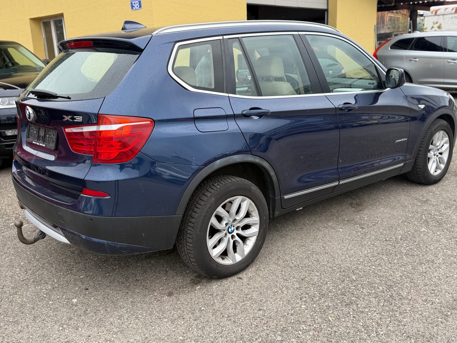 BMW X3 xDrive 20d-image-12