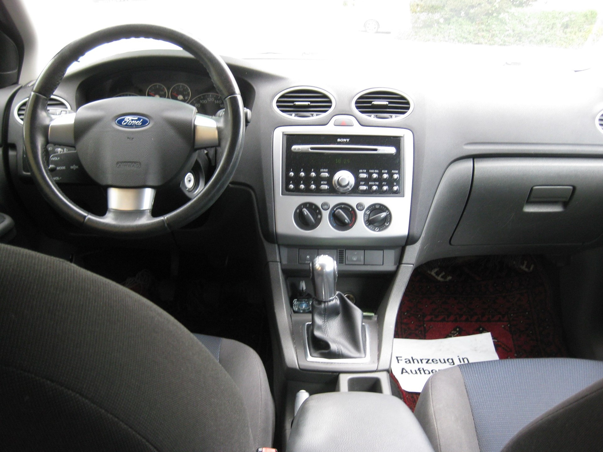 FORD Focus 2.0i Trend-image-5