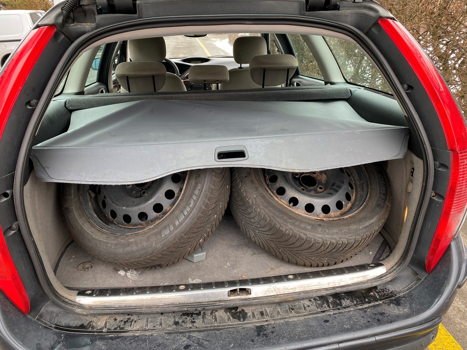 CITROEN C5 Break 2.0i 16V Ambiance Automatic-image-14