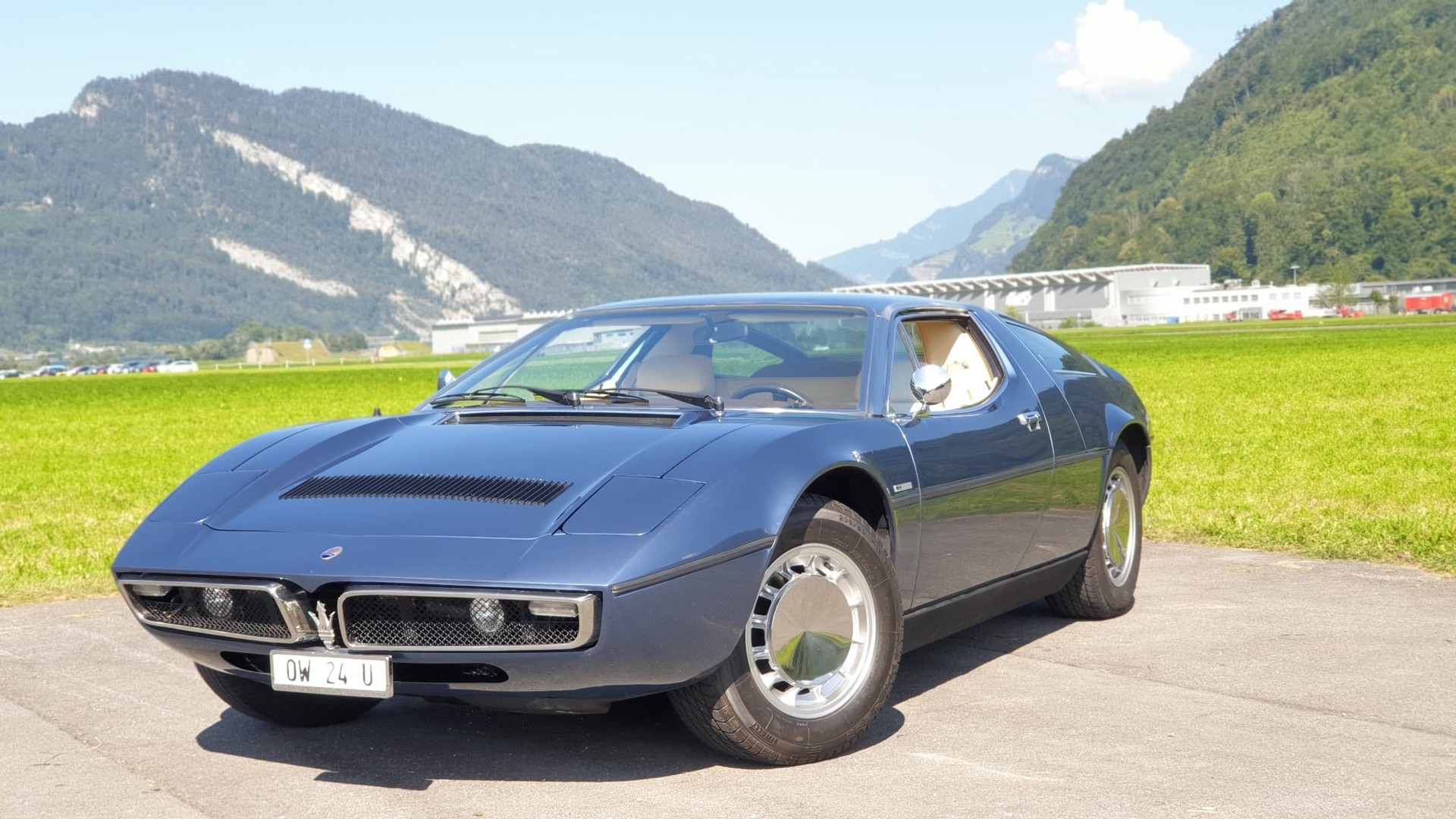 MASERATI Bora-image-1