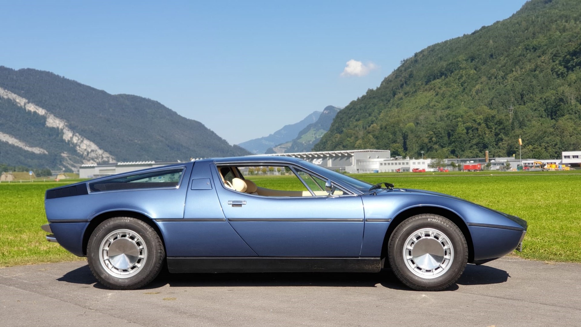 MASERATI Bora-image-4