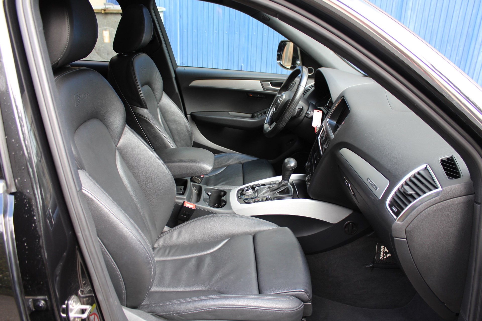AUDI Q5 3.0 TDI quattro S-tronic-image-10