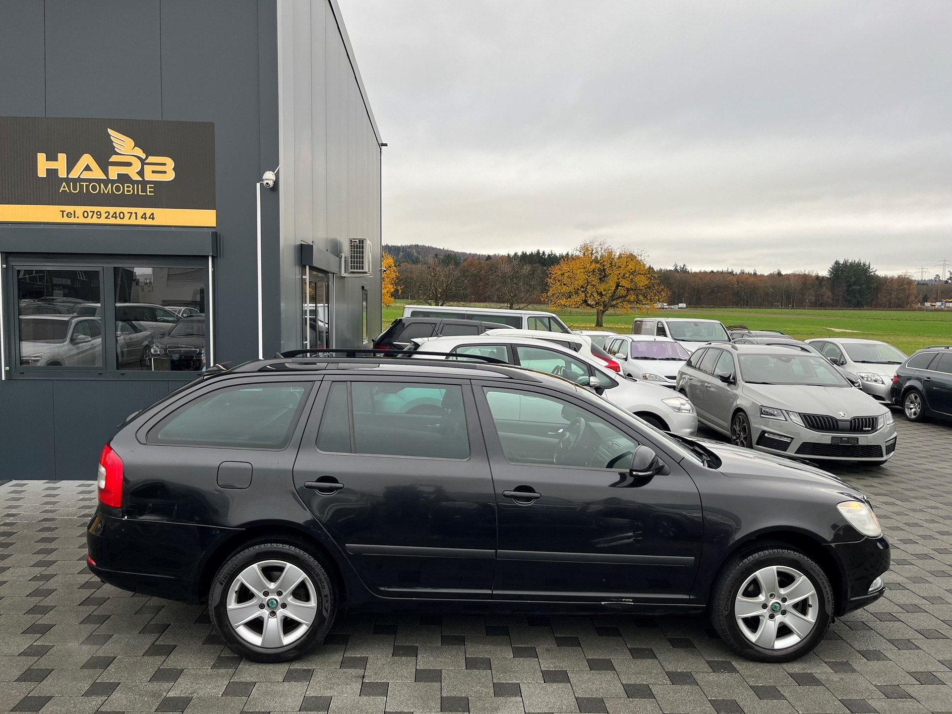 SKODA Octavia Combi 1.8 TSI Ambition 4x4-image-0