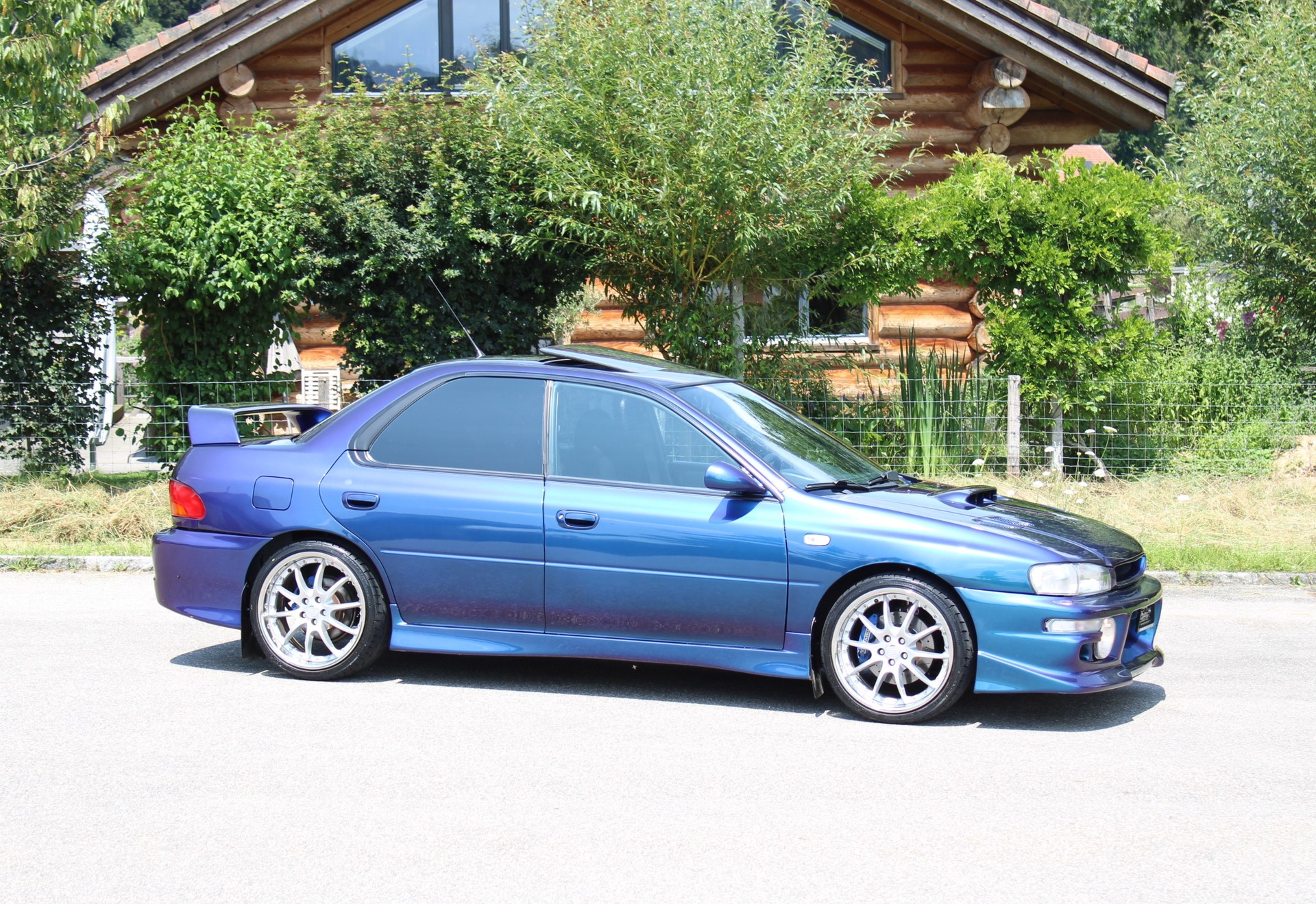 SUBARU Impreza 2.0 Turbo-image-5
