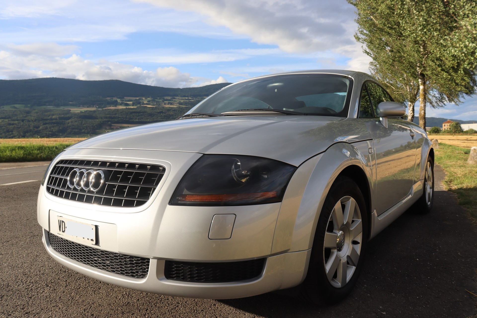 AUDI TT Coupé 1.8 T-image-2