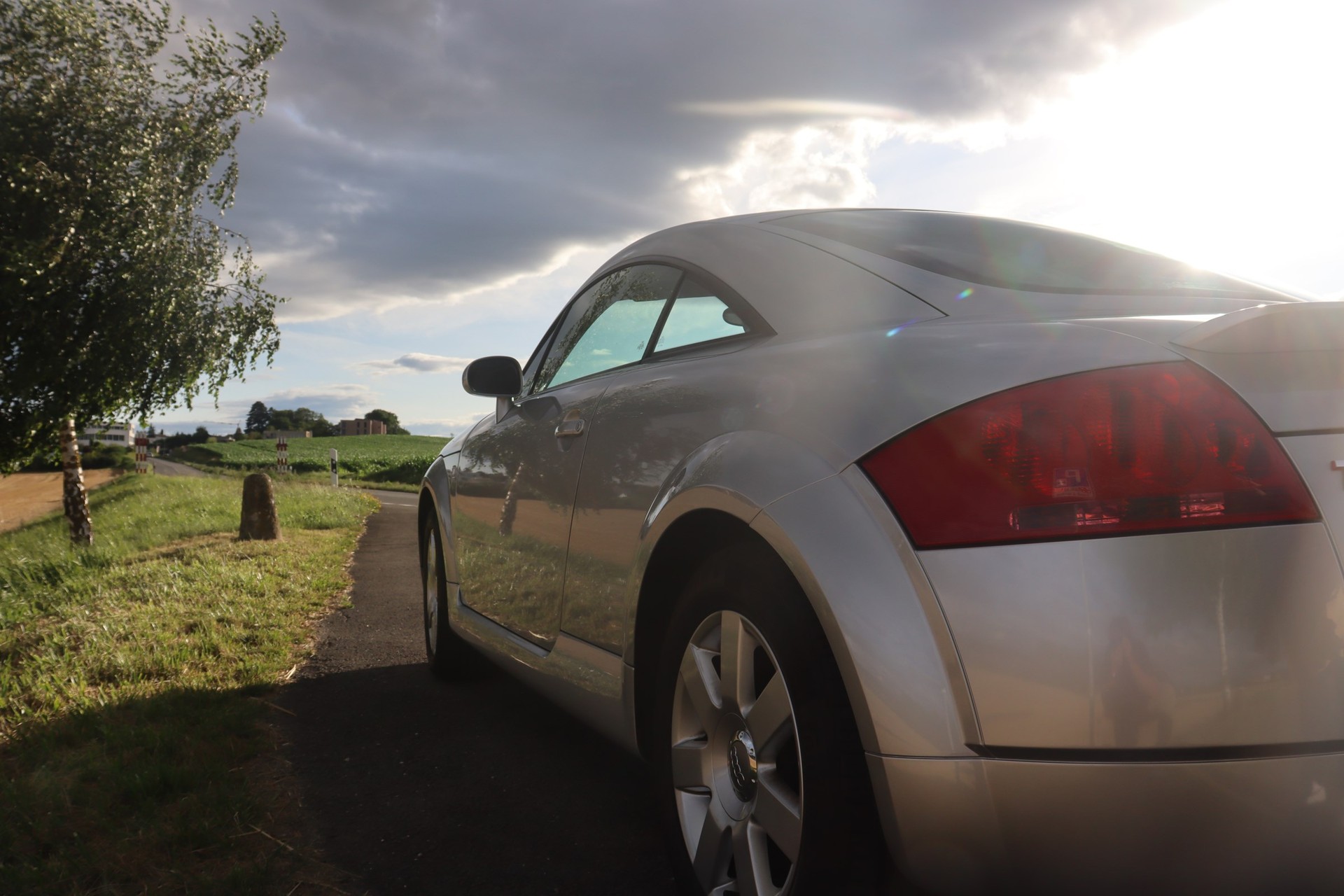 AUDI TT Coupé 1.8 T-image-3