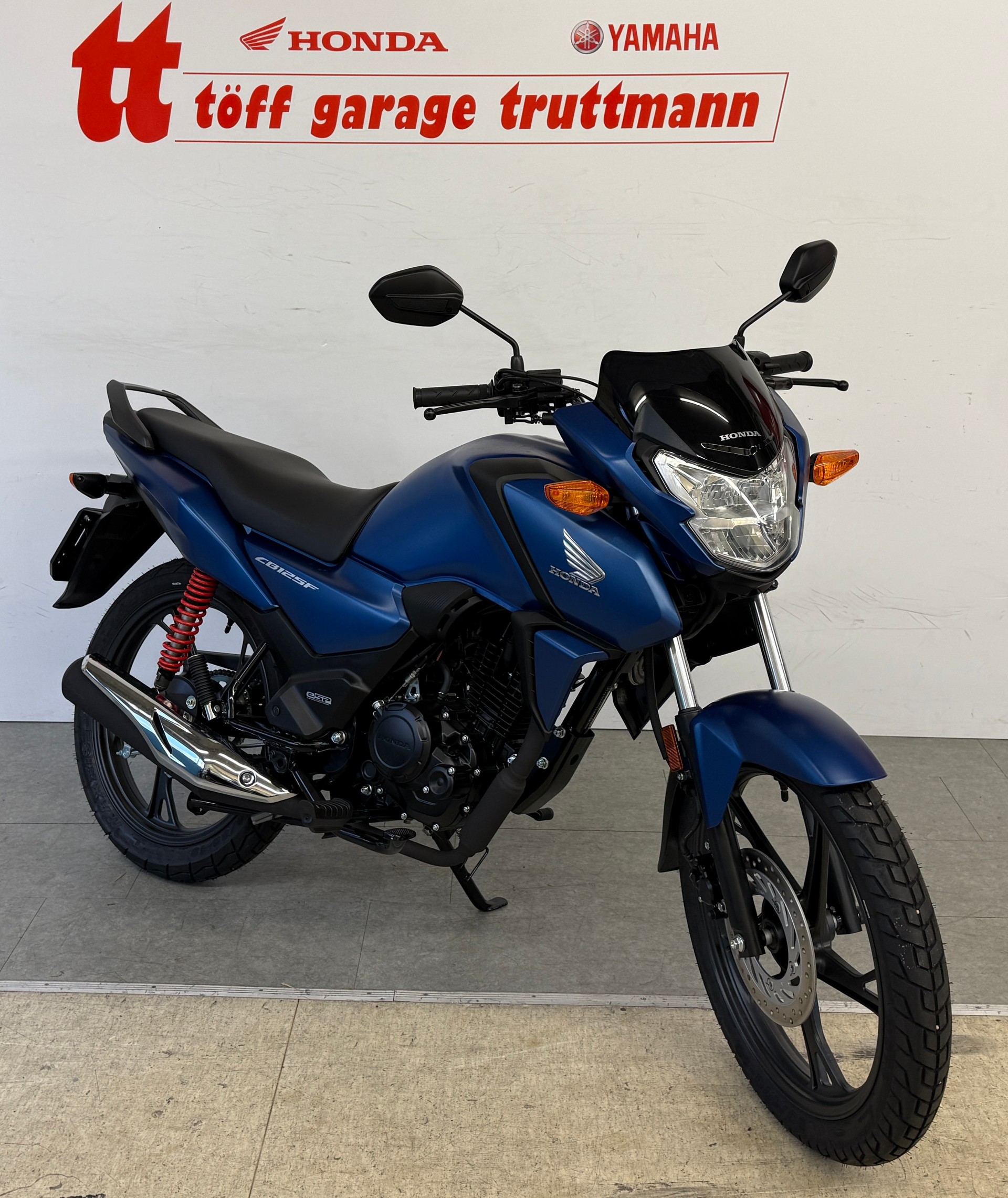 HONDA CBF 125 M-showroom-element-2
