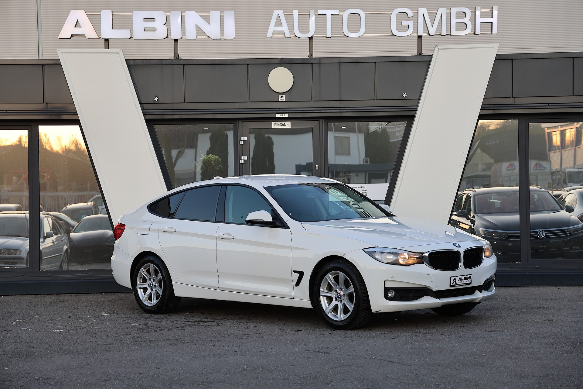 BMW 320d GT-image-1