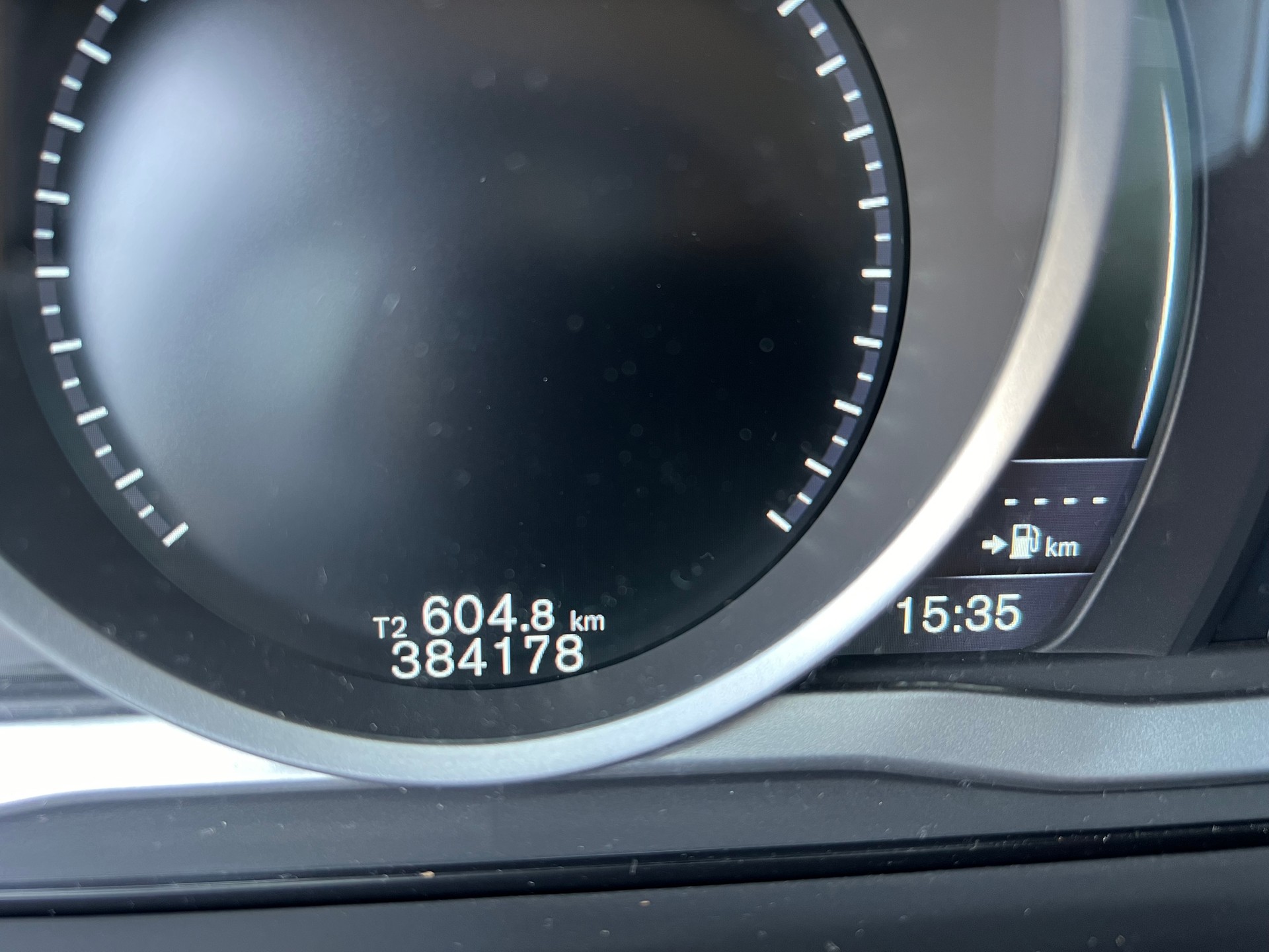 VOLVO V70 D4 Momentum Classic Edition Geartronic-image-6
