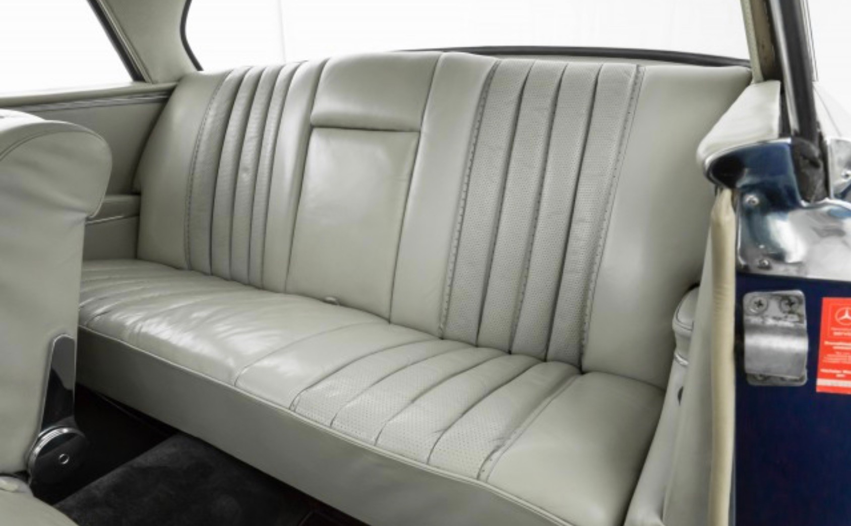 MERCEDES-BENZ SE 3.5 V8 Coupe Flachkühler W 111-image-10
