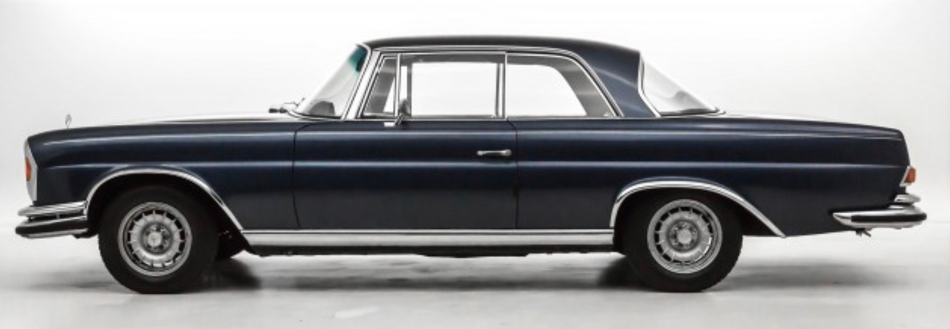 MERCEDES-BENZ SE 3.5 V8 Coupe Flachkühler W 111-image-3