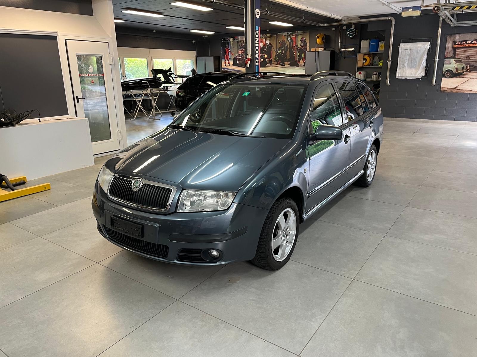 SKODA Fabia 1.4 16V Tour de France-image-0