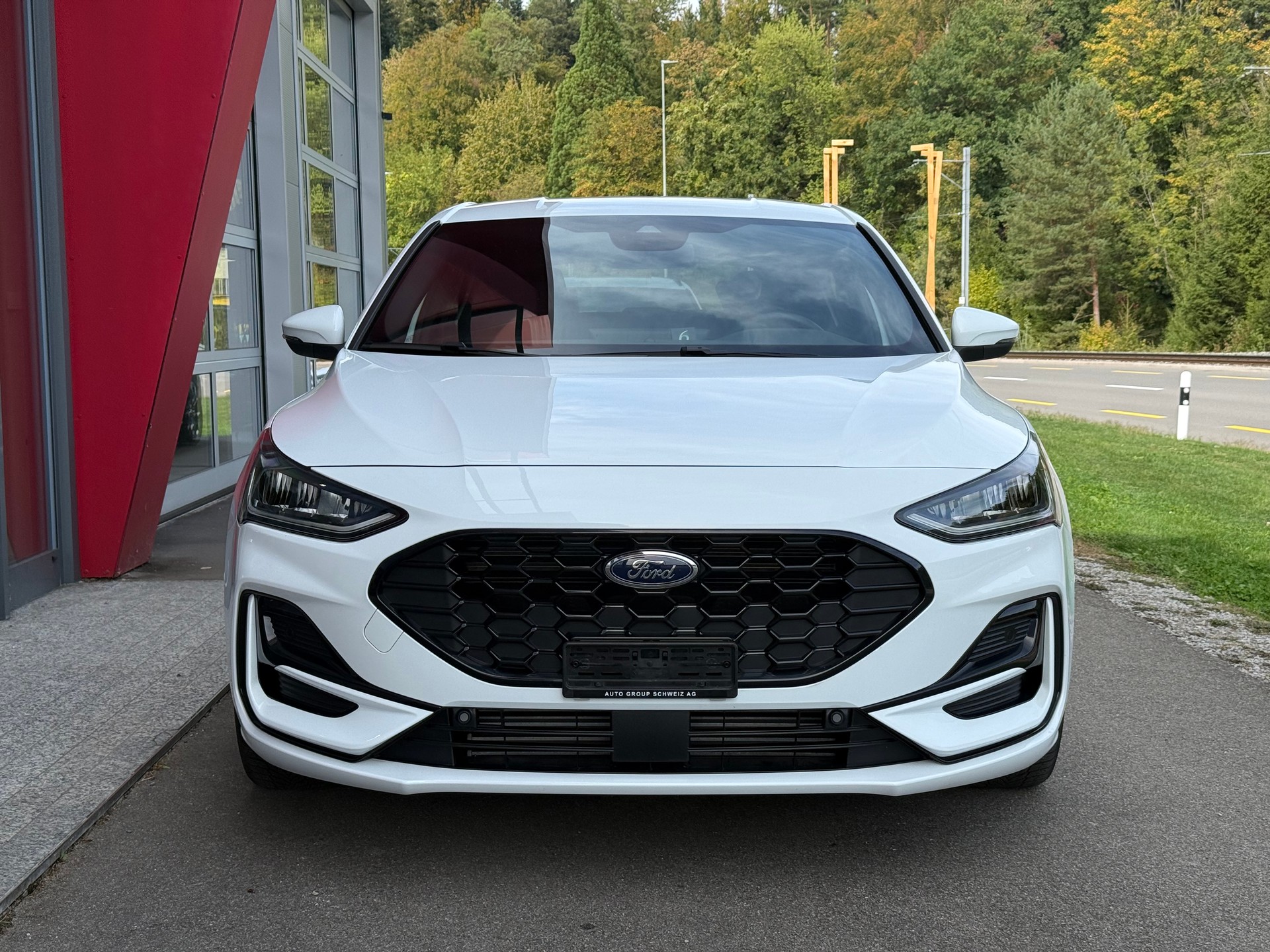 FORD Focus 1.0 MHEV ST-Line LEASING AB 273.58 CHF / MONAT-image-4