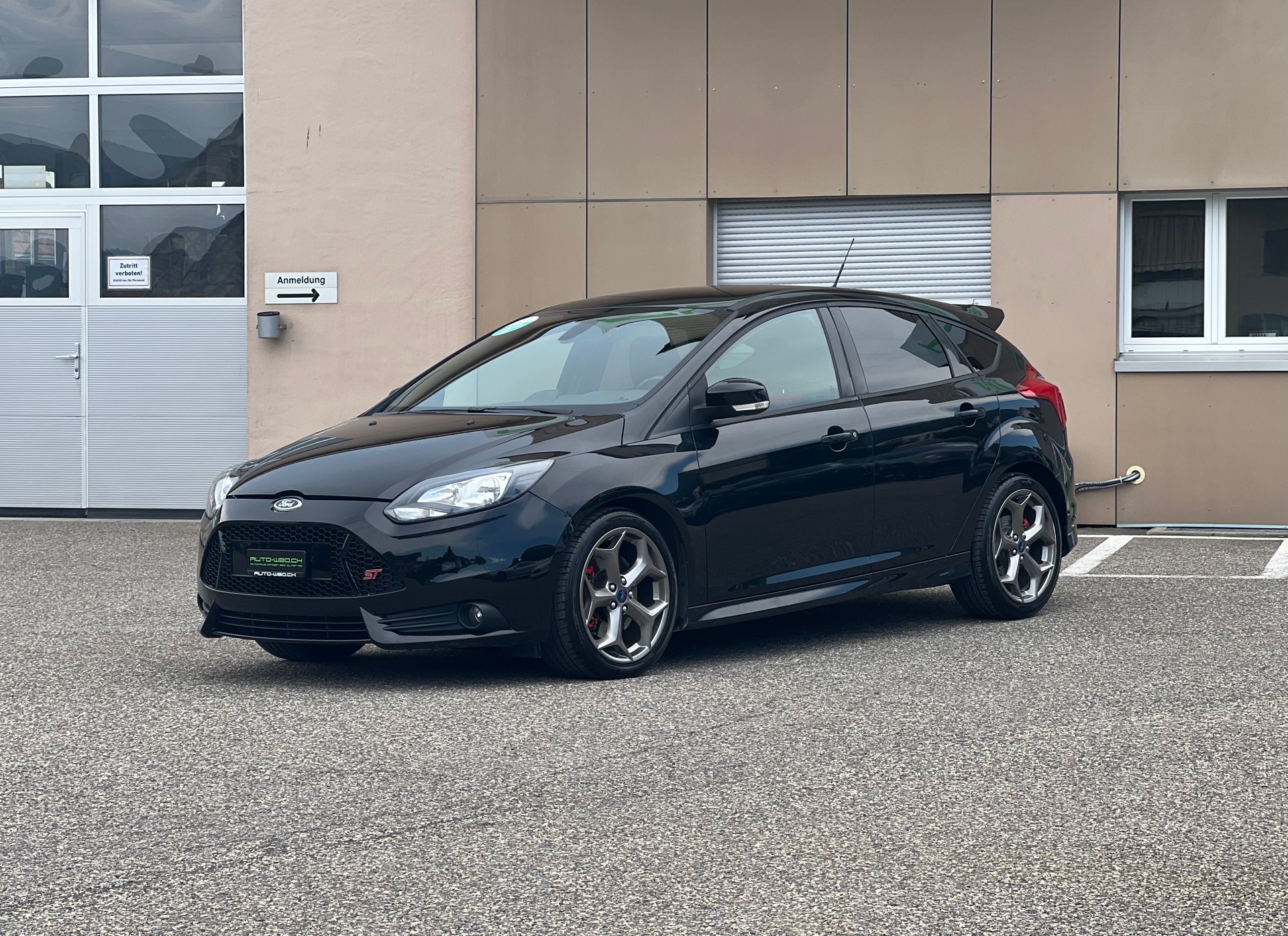FORD Focus 2.0 SCTi ST-2-image-0