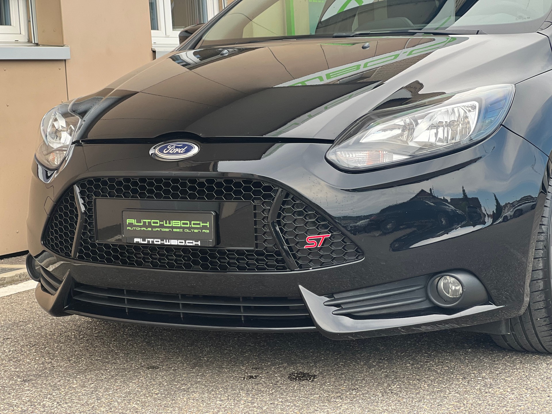 FORD Focus 2.0 SCTi ST-2-image-10