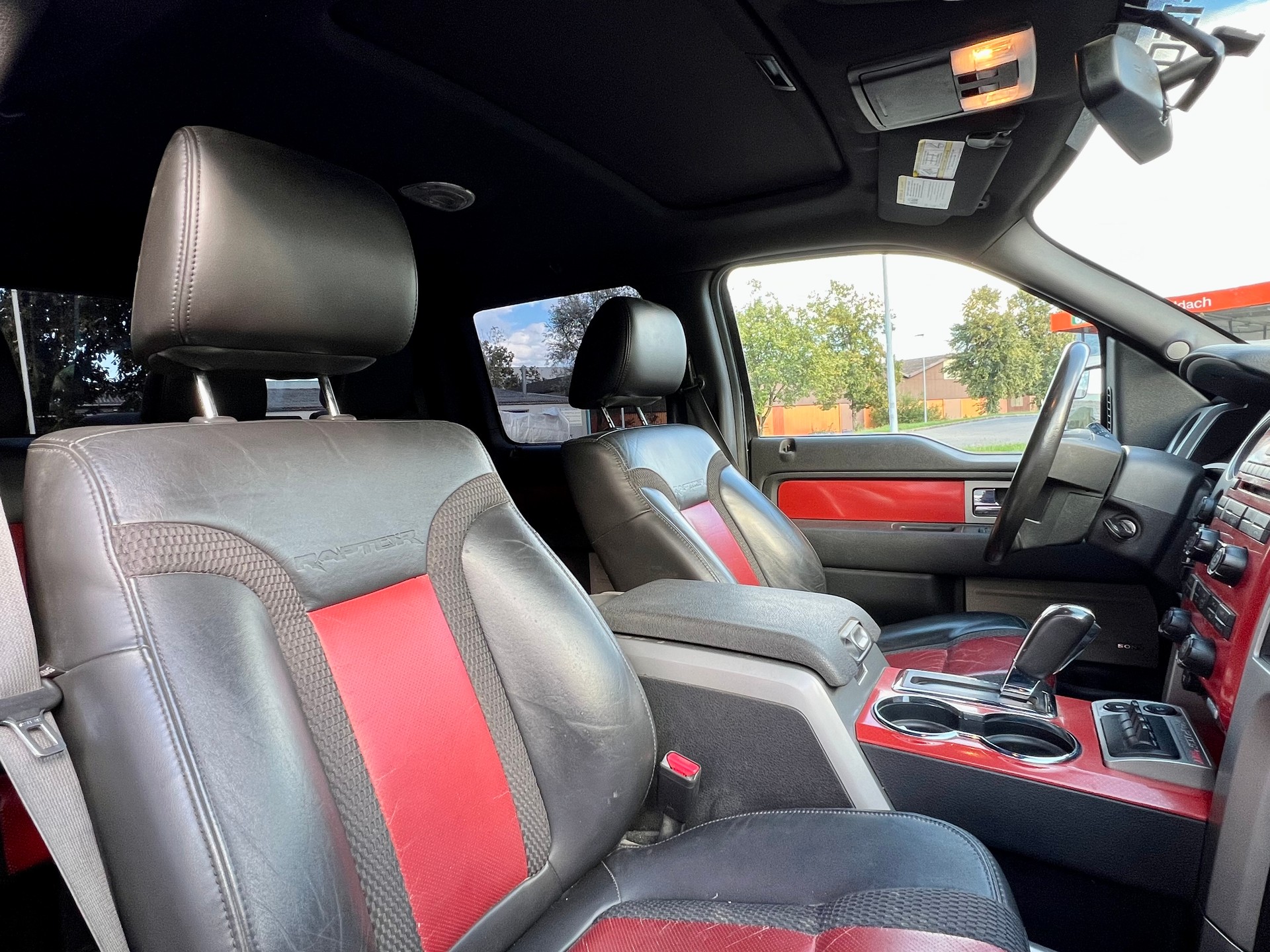 FORD F150 Raptor-image-4