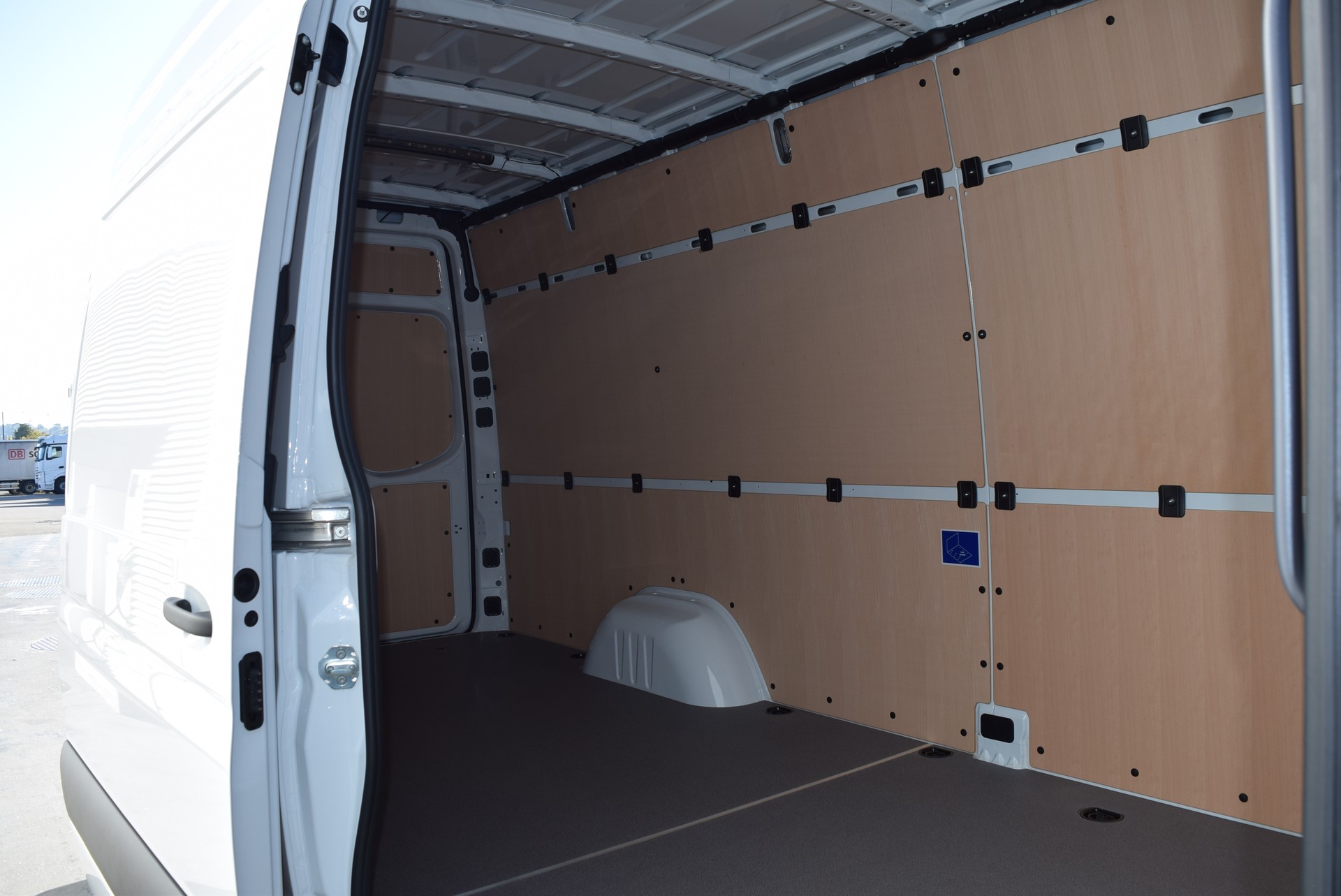MERCEDES-BENZ Sprinter 315 CDI Lang 9G-TRONIC-image-5