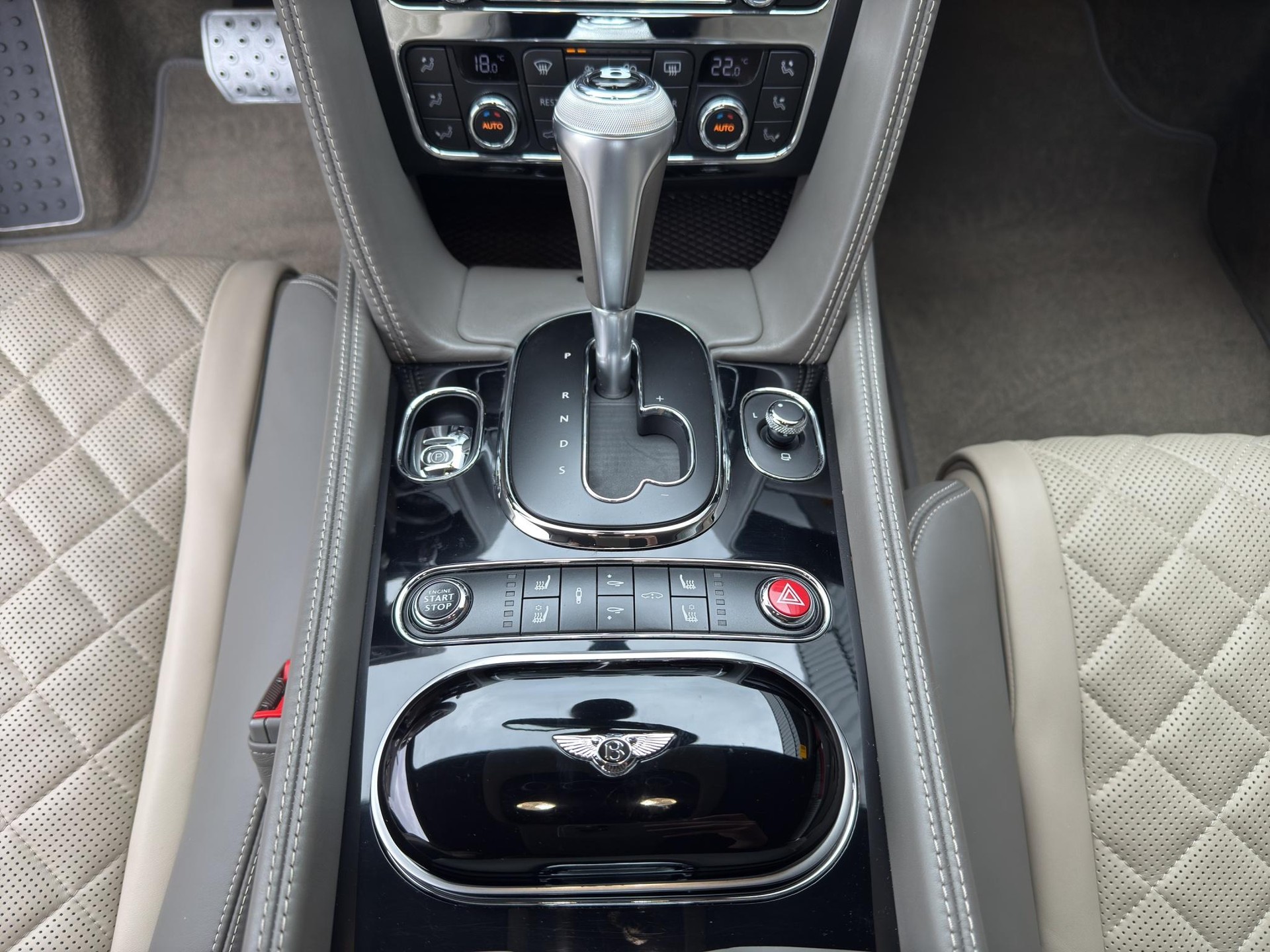 BENTLEY Continental GT 4.0 V8 S 527PS-image-11