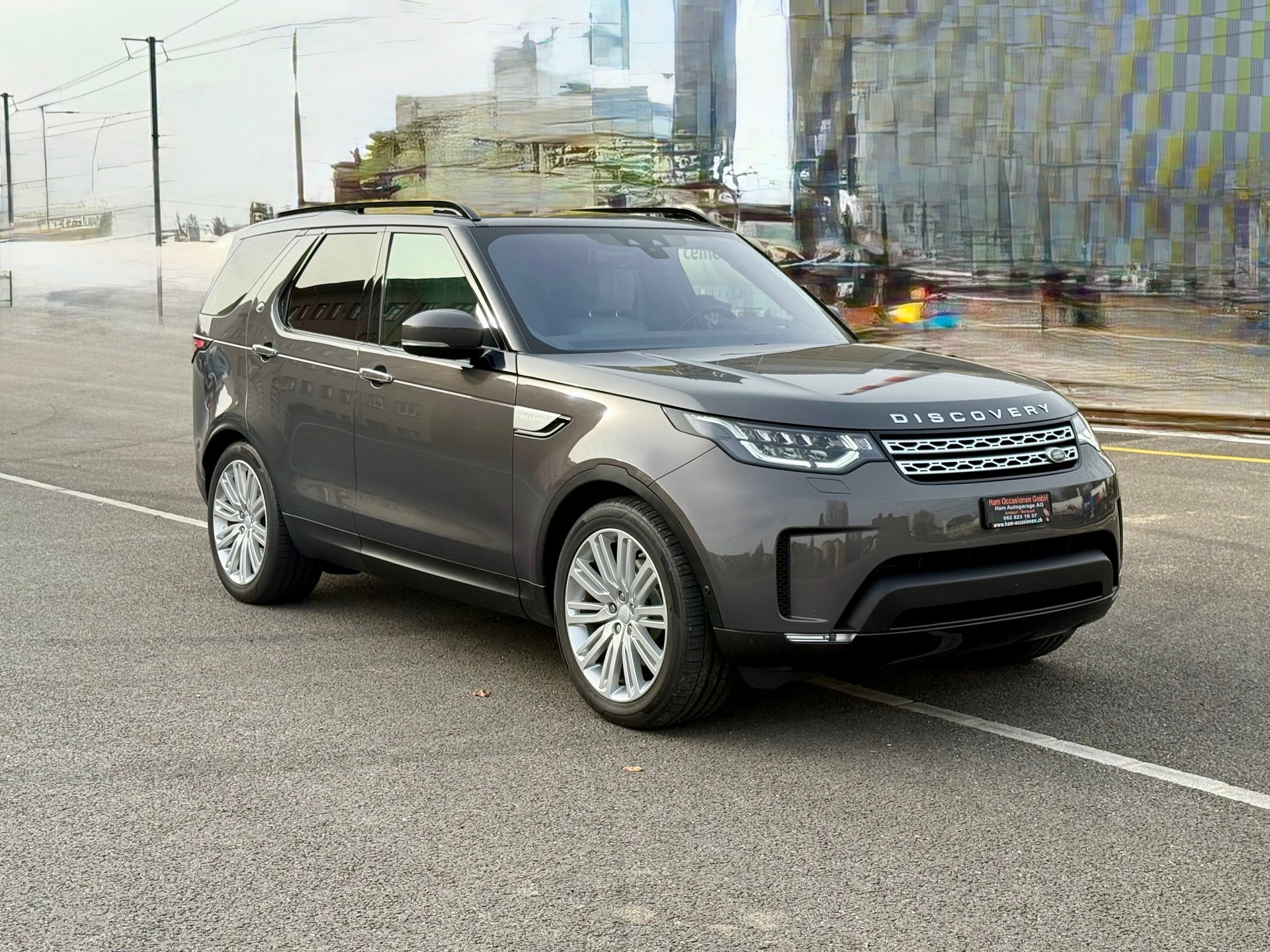 LAND ROVER Discovery 3.0 Si6 HSE Luxury Automatic-image-6
