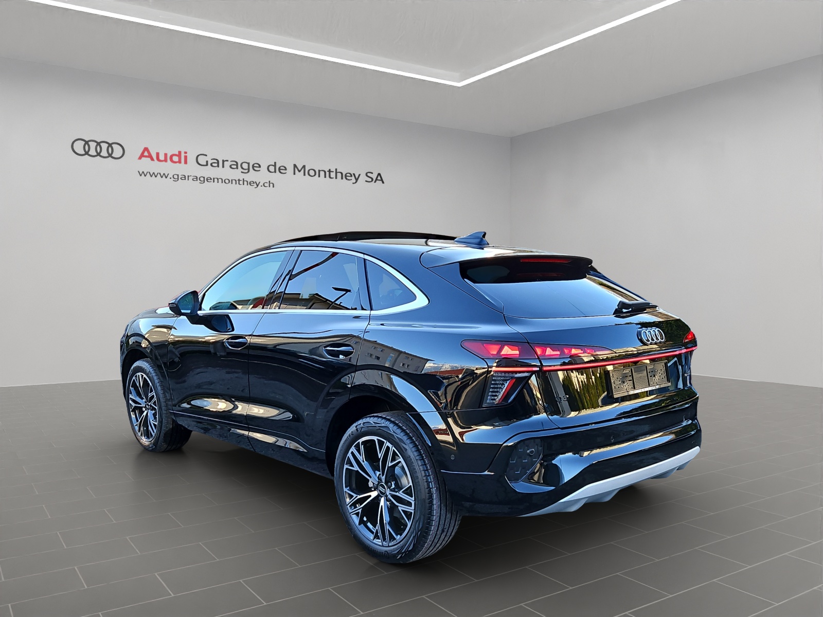 AUDI Q3 Sportback TFSI quattro 150 kW S tronic-image-5