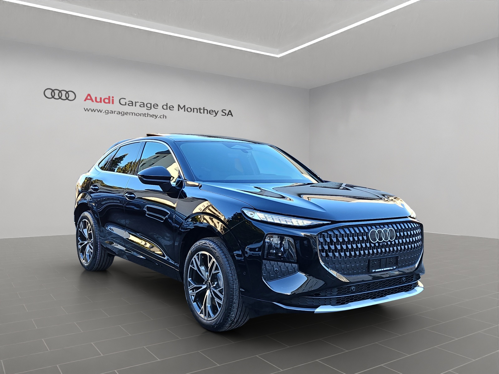 AUDI Q3 Sportback TFSI quattro 150 kW S tronic-image-2