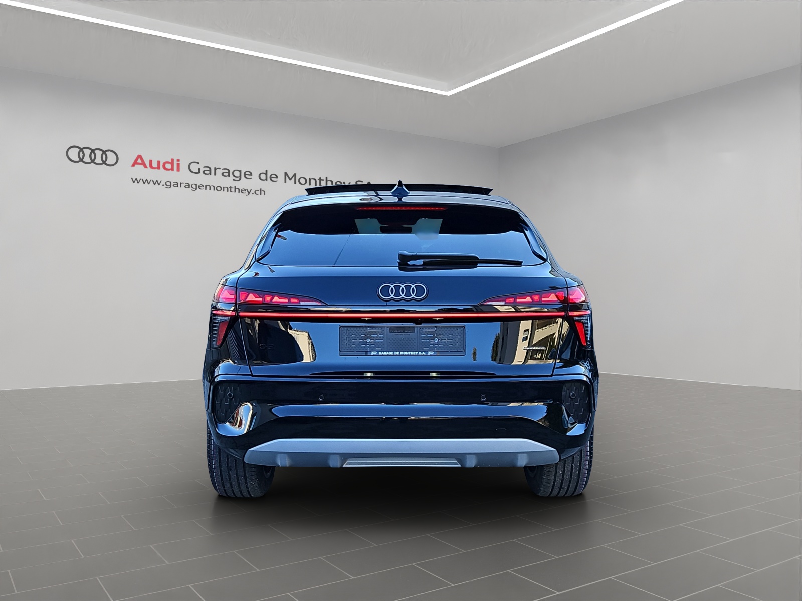 AUDI Q3 Sportback TFSI quattro 150 kW S tronic-image-4