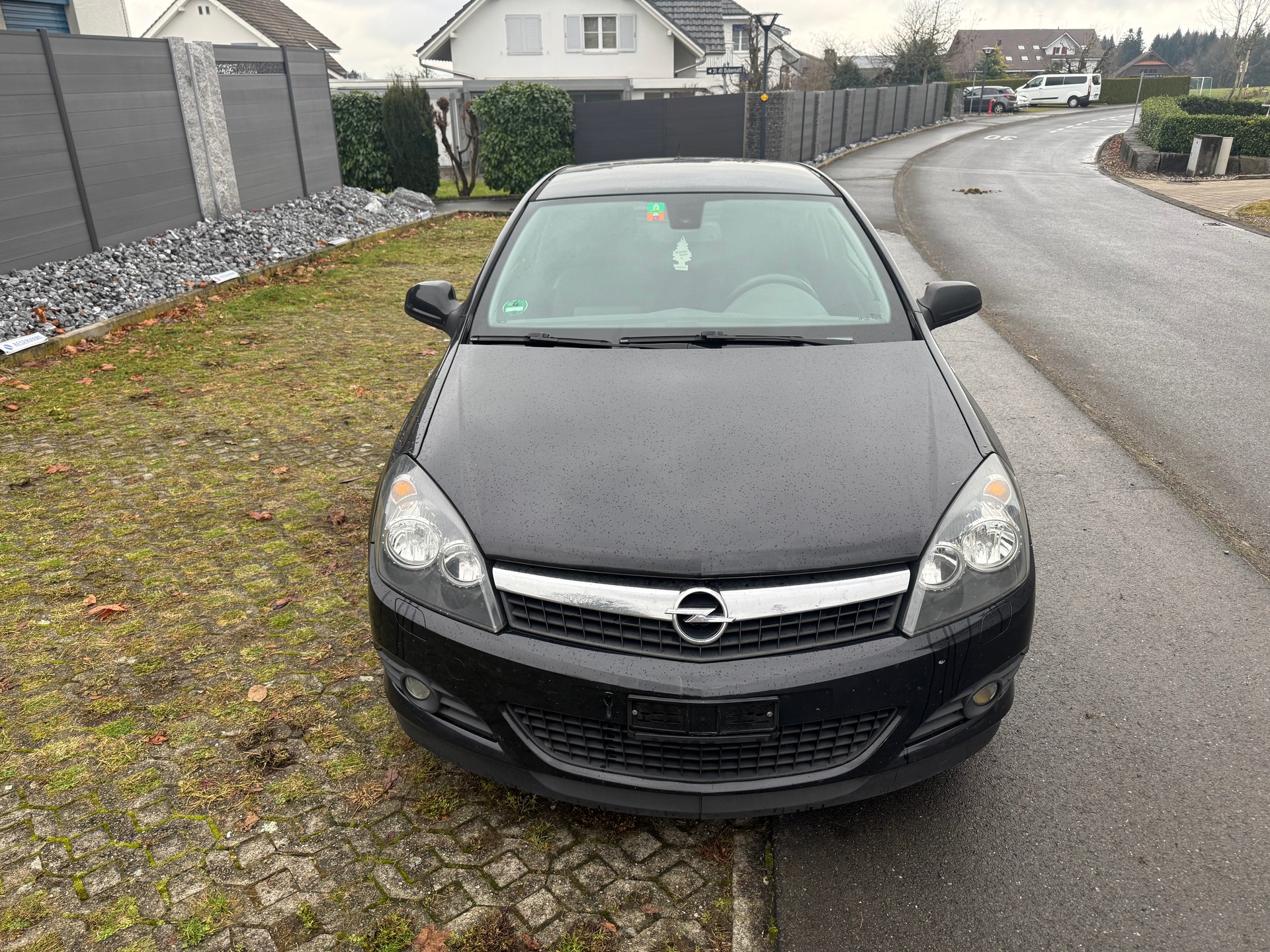 OPEL Astra GTC 1.6i 16V Anniversary Edition-image-14