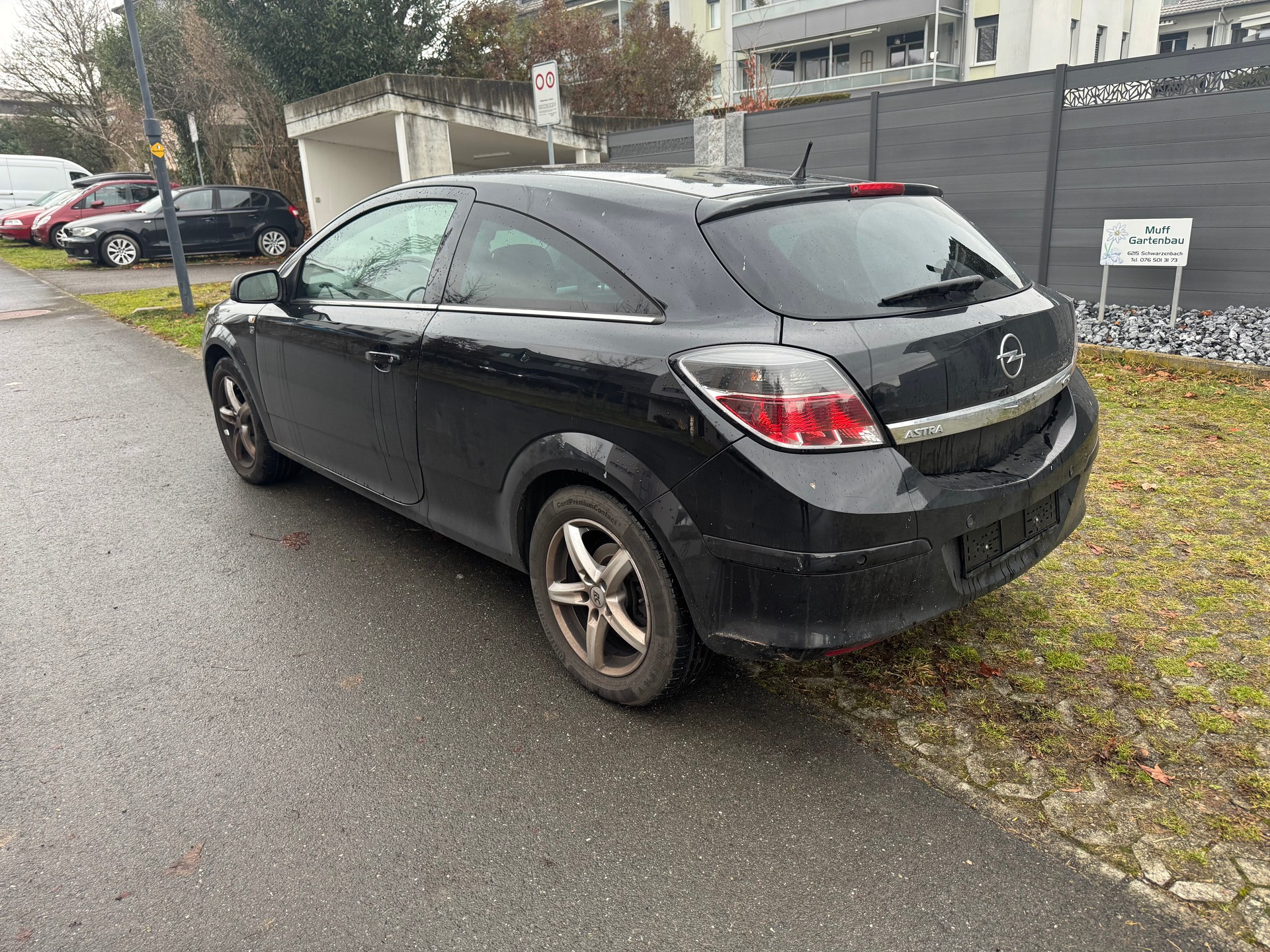 OPEL Astra GTC 1.6i 16V Anniversary Edition-image-11