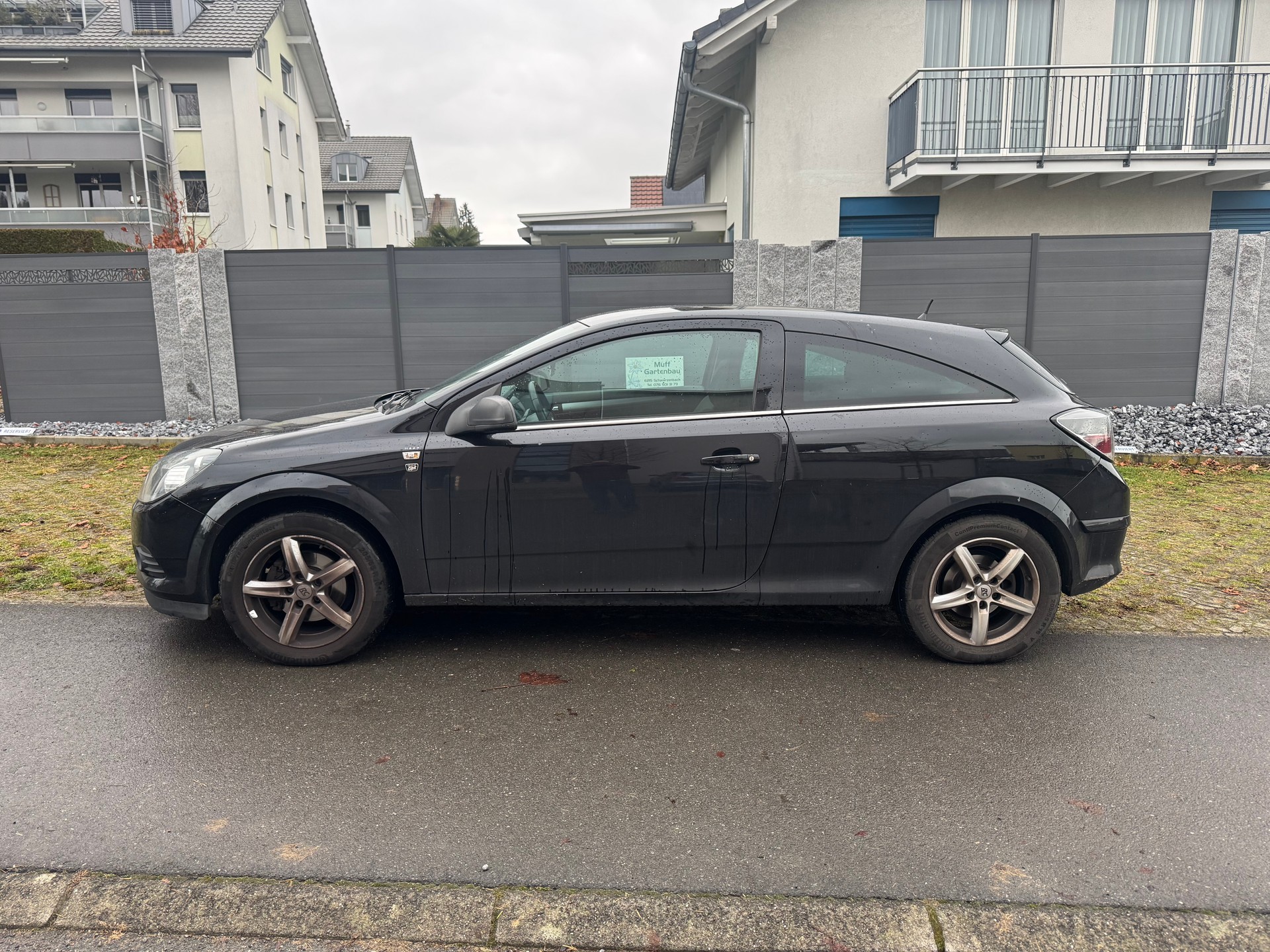 OPEL Astra GTC 1.6i 16V Anniversary Edition-image-9