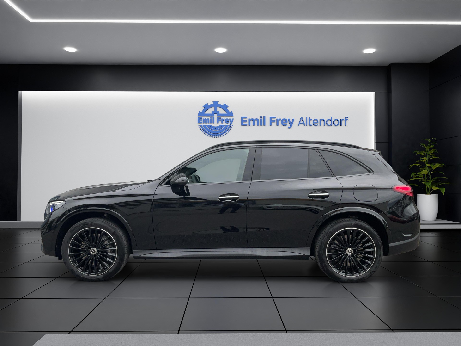 MERCEDES-BENZ GLC 300 de 4MATIC EQ Star AMG Line-image-2