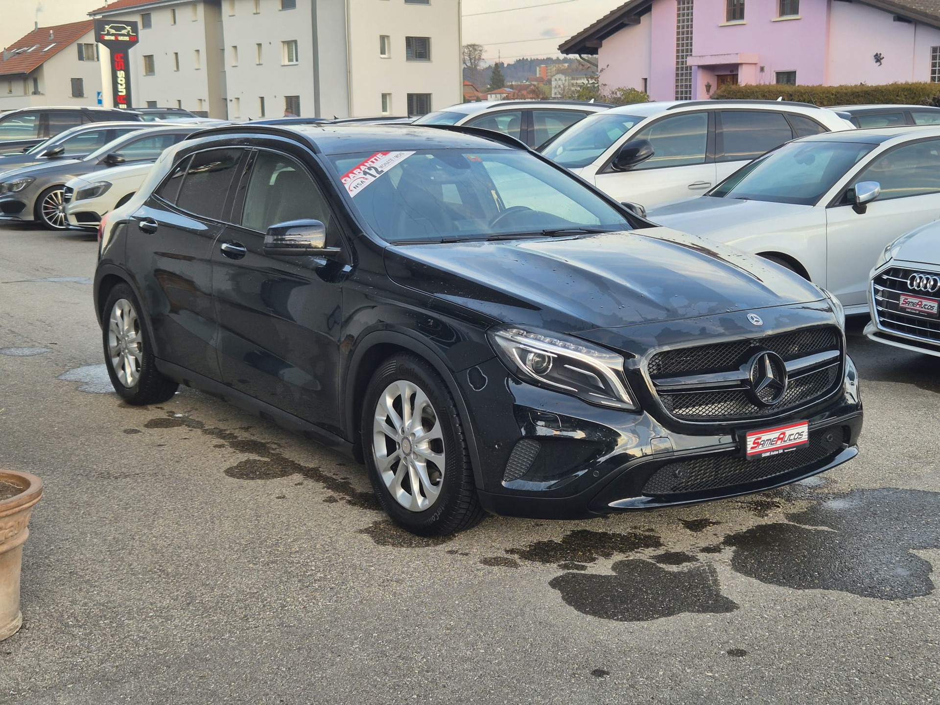 MERCEDES-BENZ GLA 200-image-0