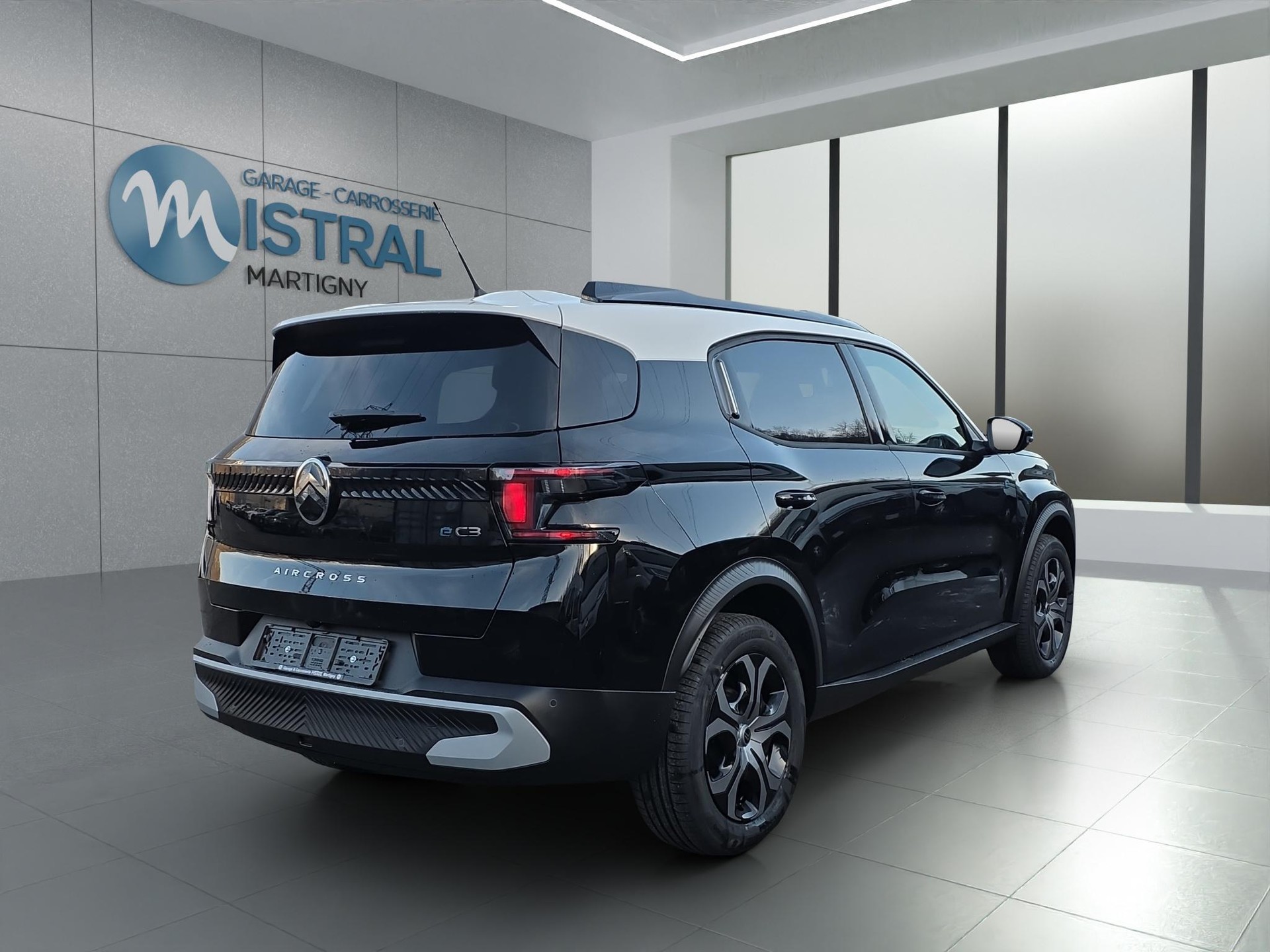 CITROEN e-C3 Aircross long range Plus-image-3