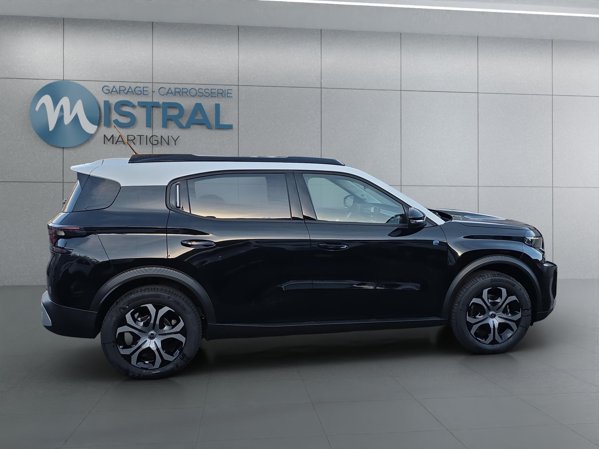 CITROEN e-C3 Aircross long range Plus-image-4