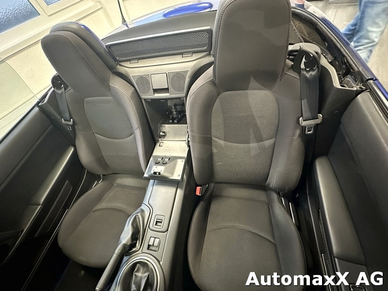 MAZDA MX-5 Roadster 1.8 20th Anniversary-image-13