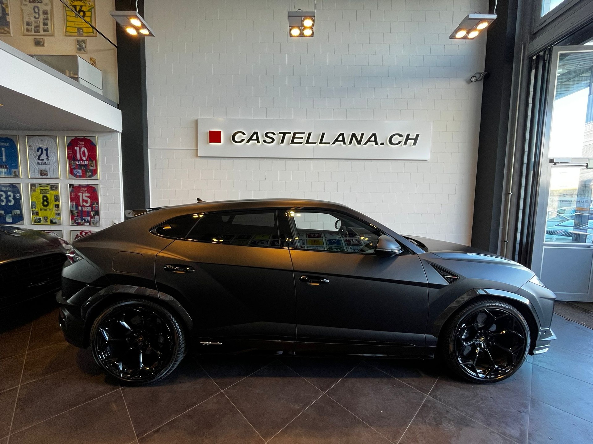LAMBORGHINI Urus Performante-image-3