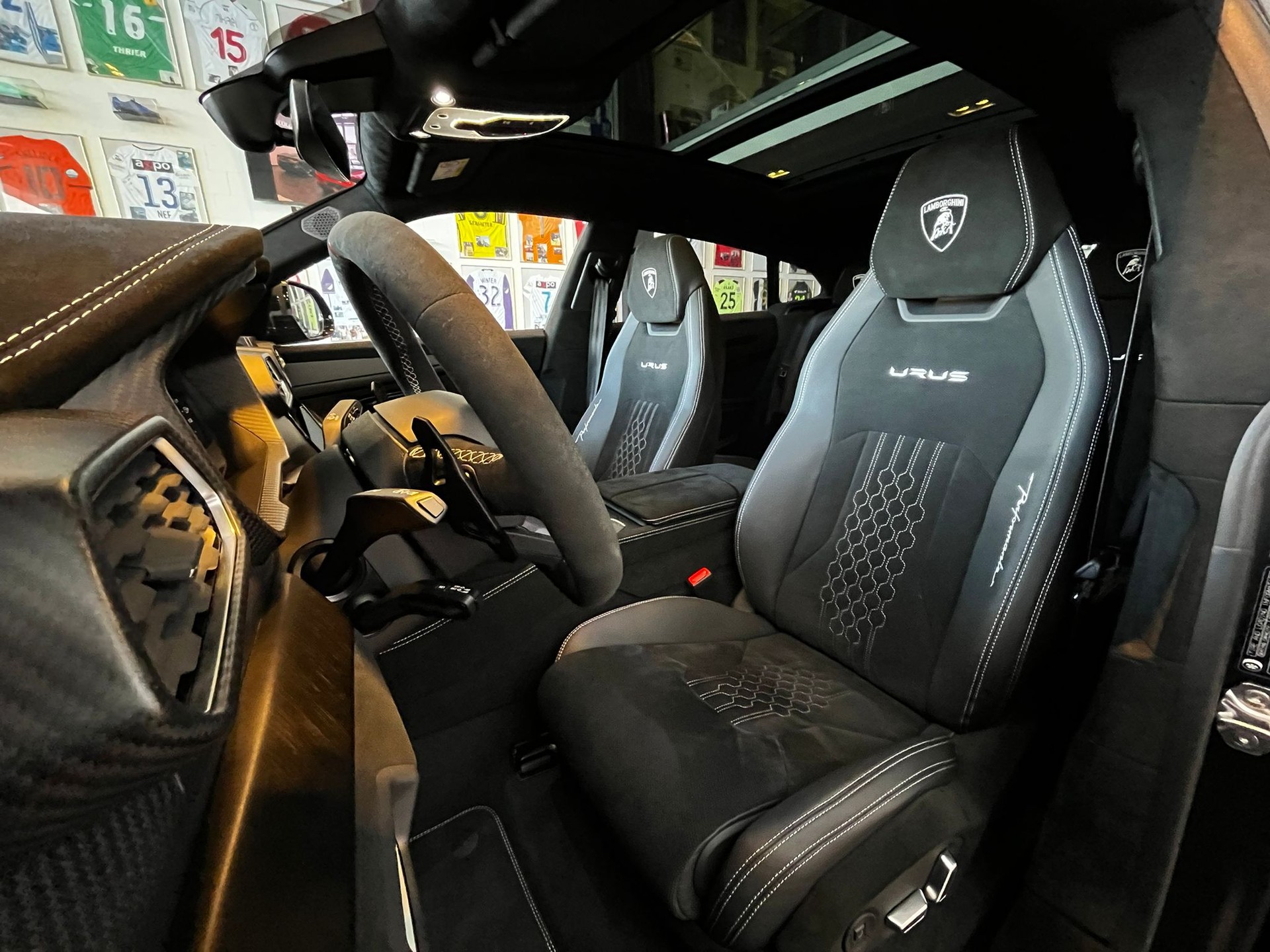 LAMBORGHINI Urus Performante-image-7