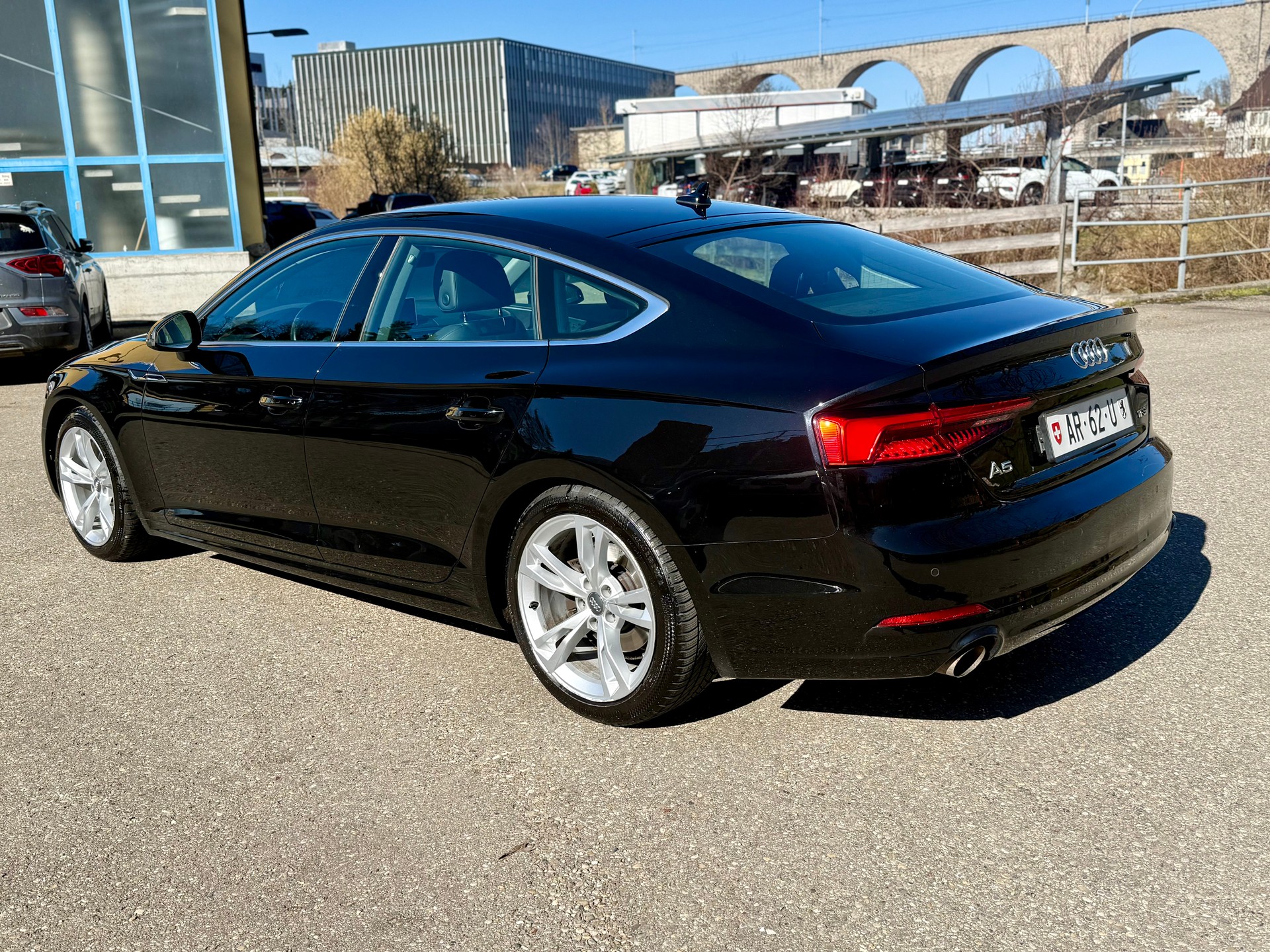 AUDI A5 Sportback 2.0 TFSI S-tronic-image-2